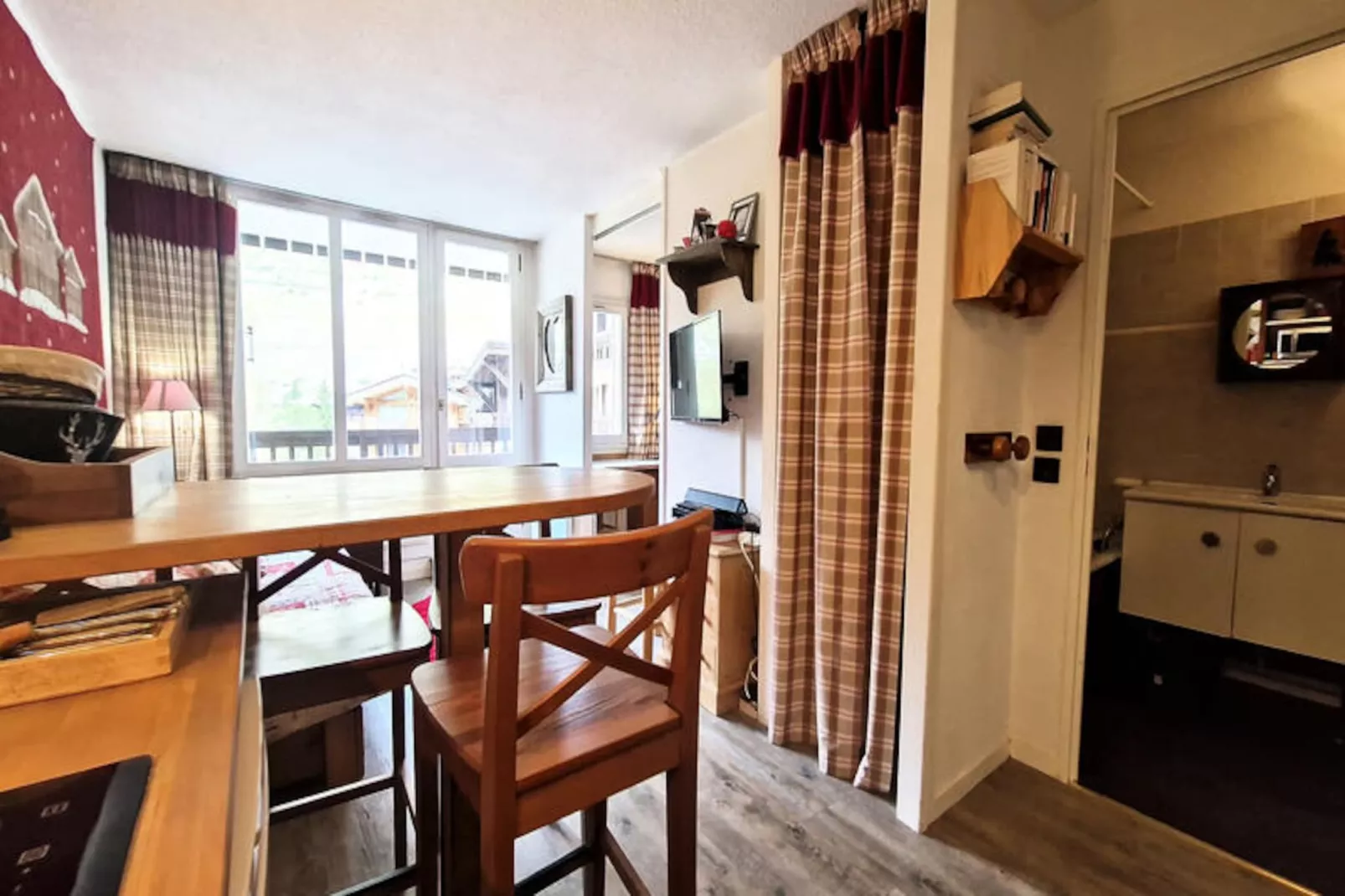 Résidence Les Hauts De Rogoney-Nicht zugeordnet