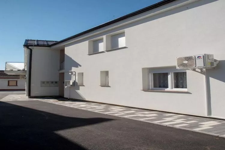 Apartments Oaza- One Bedroom Apartment-Im Freien