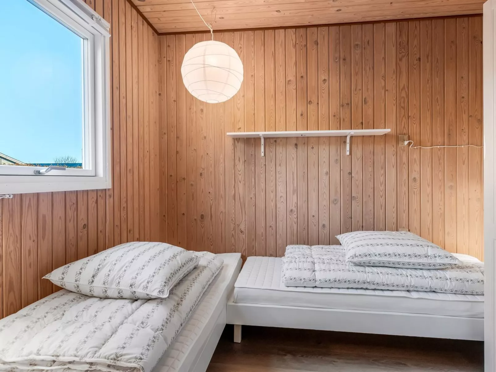 "Pavo" - 200m from the sea-Drinnen