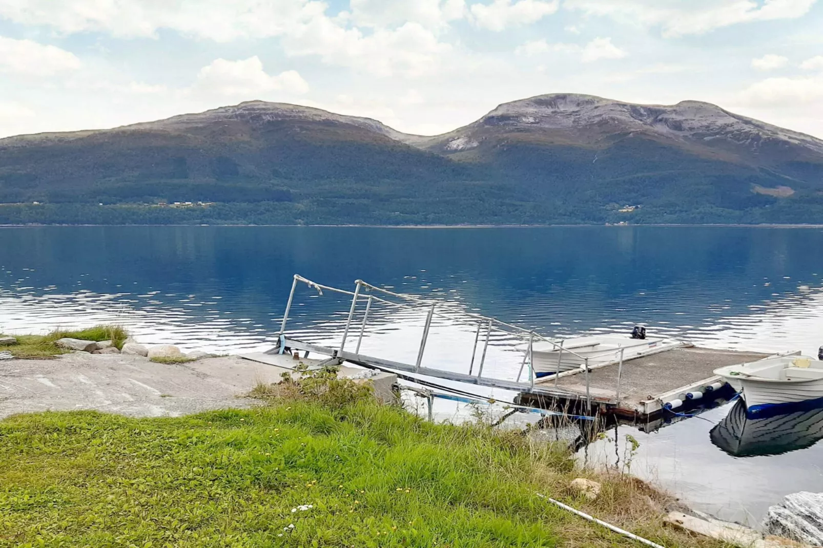 38490-LUNHEIM-Untagged