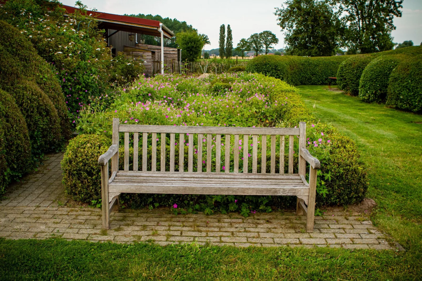 Casteeldoorn-Gardens in summer