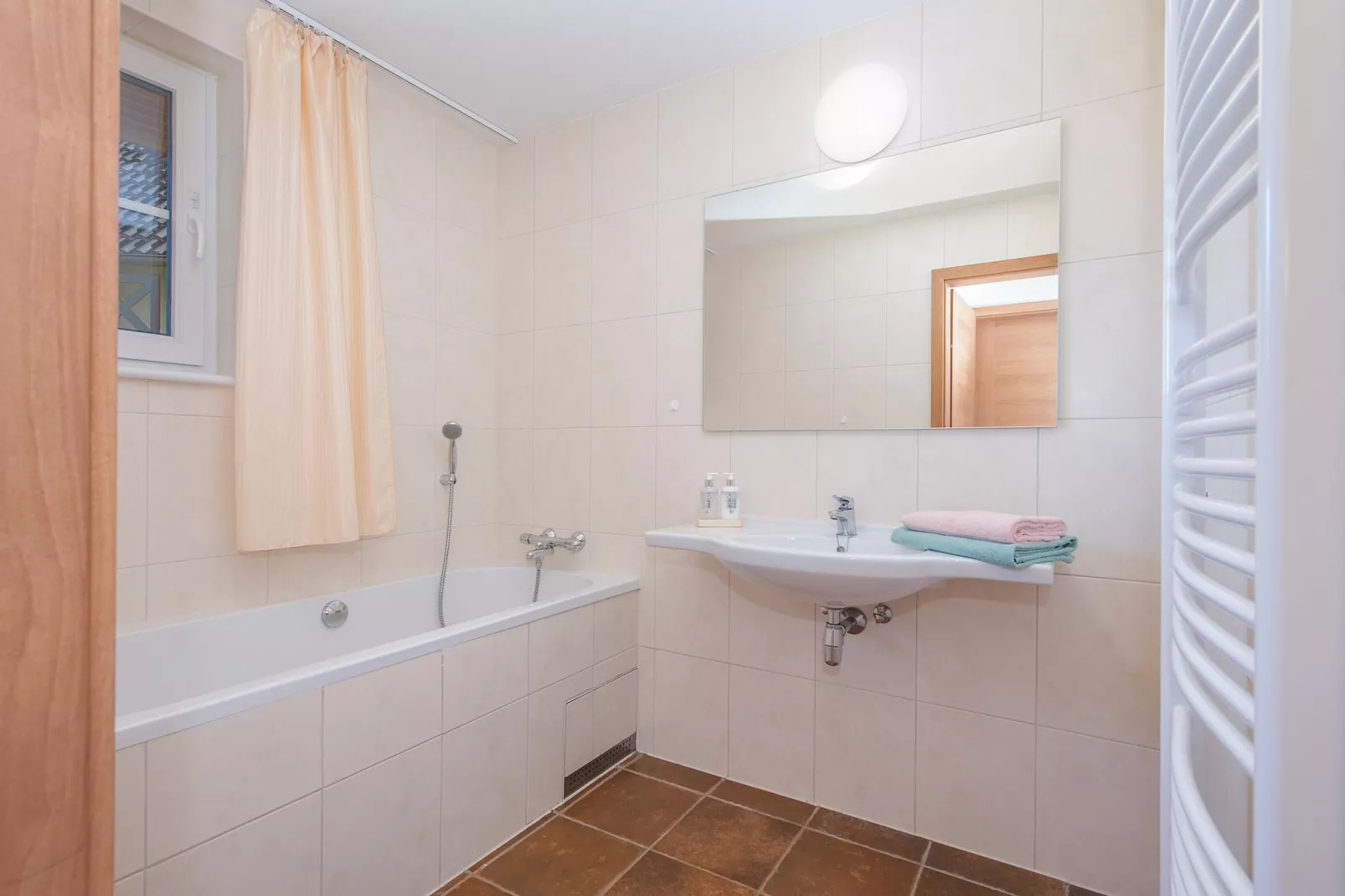 Ferienresort Cochem 28-Bathroom