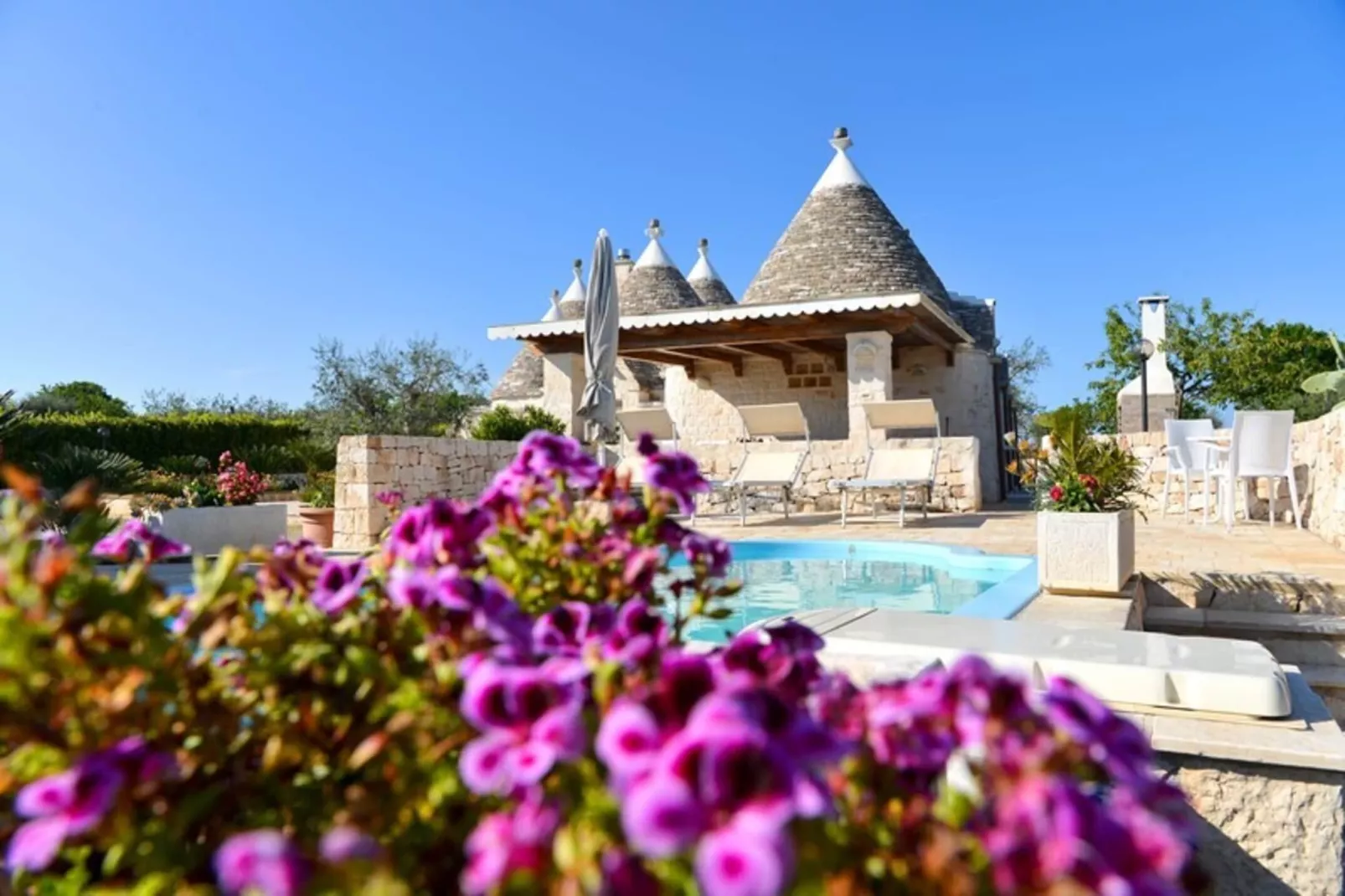 Holiday home Cisternino-Trullo Ulivo Antico-Extérieur été