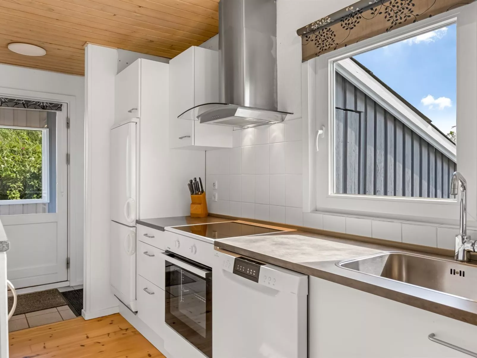 "Evalotte" - 600m from the sea-Drinnen