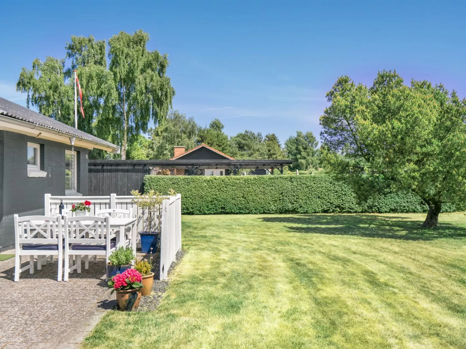 "Undine" - 300m from the sea-Outside