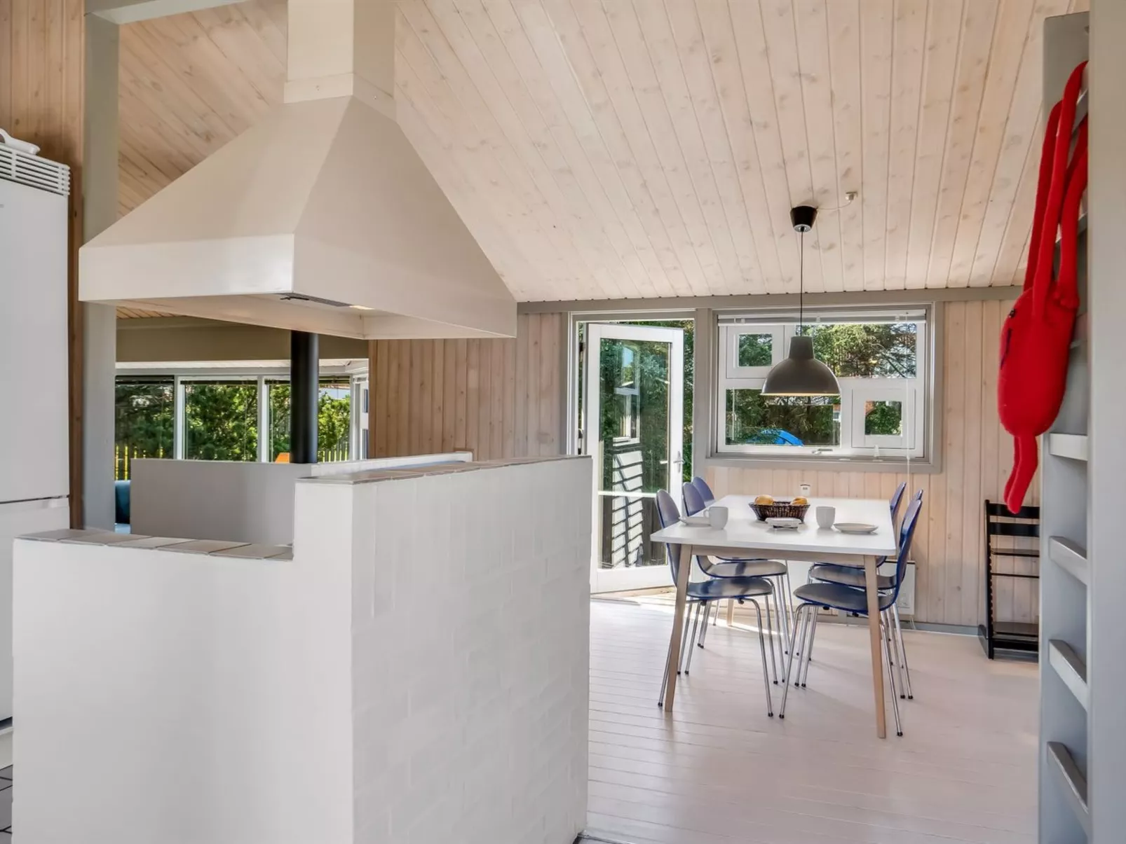 "Lazorka" - 450m from the sea-Dedans