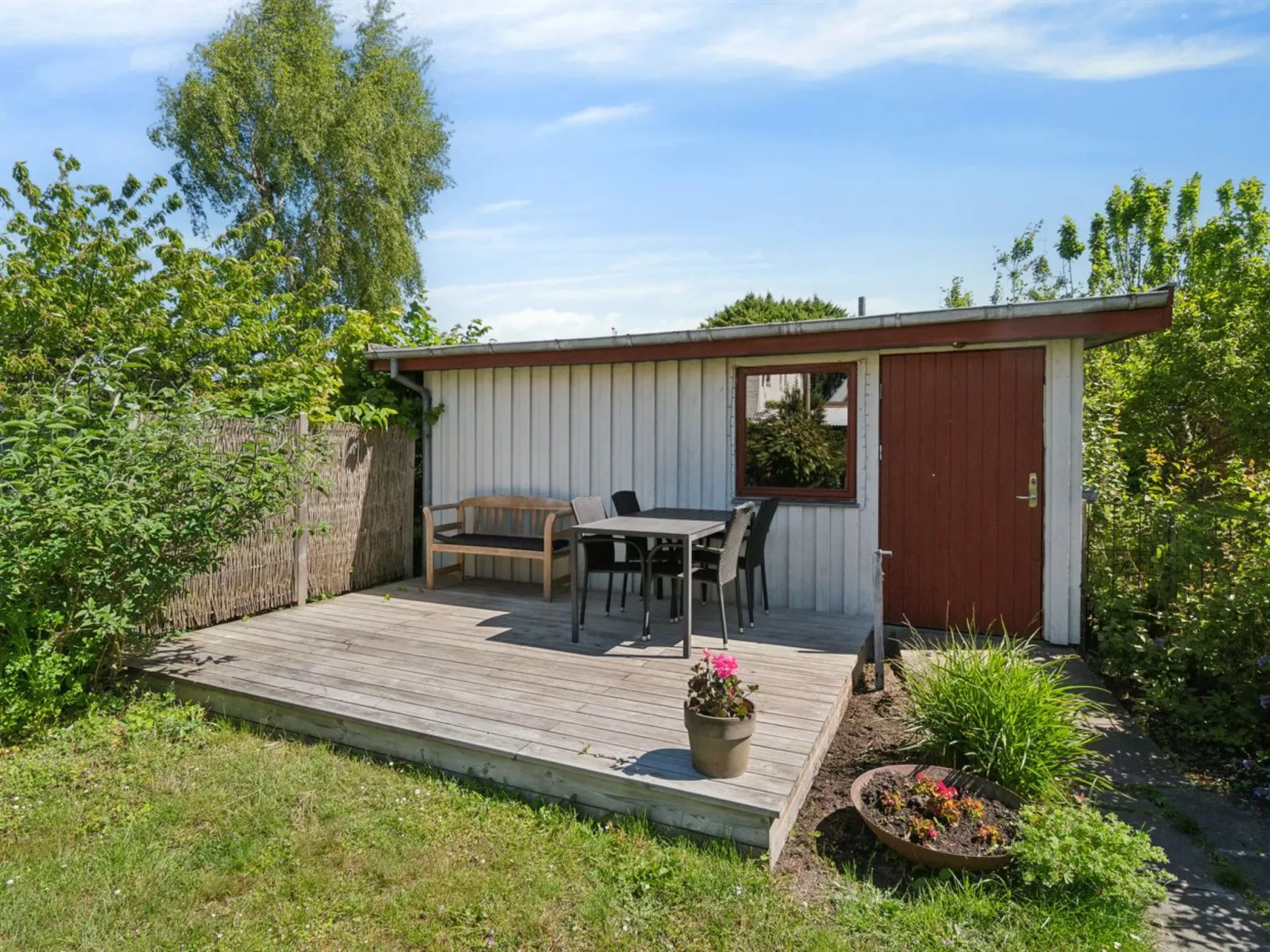 "Detlef" - 200m from the sea-Draußen