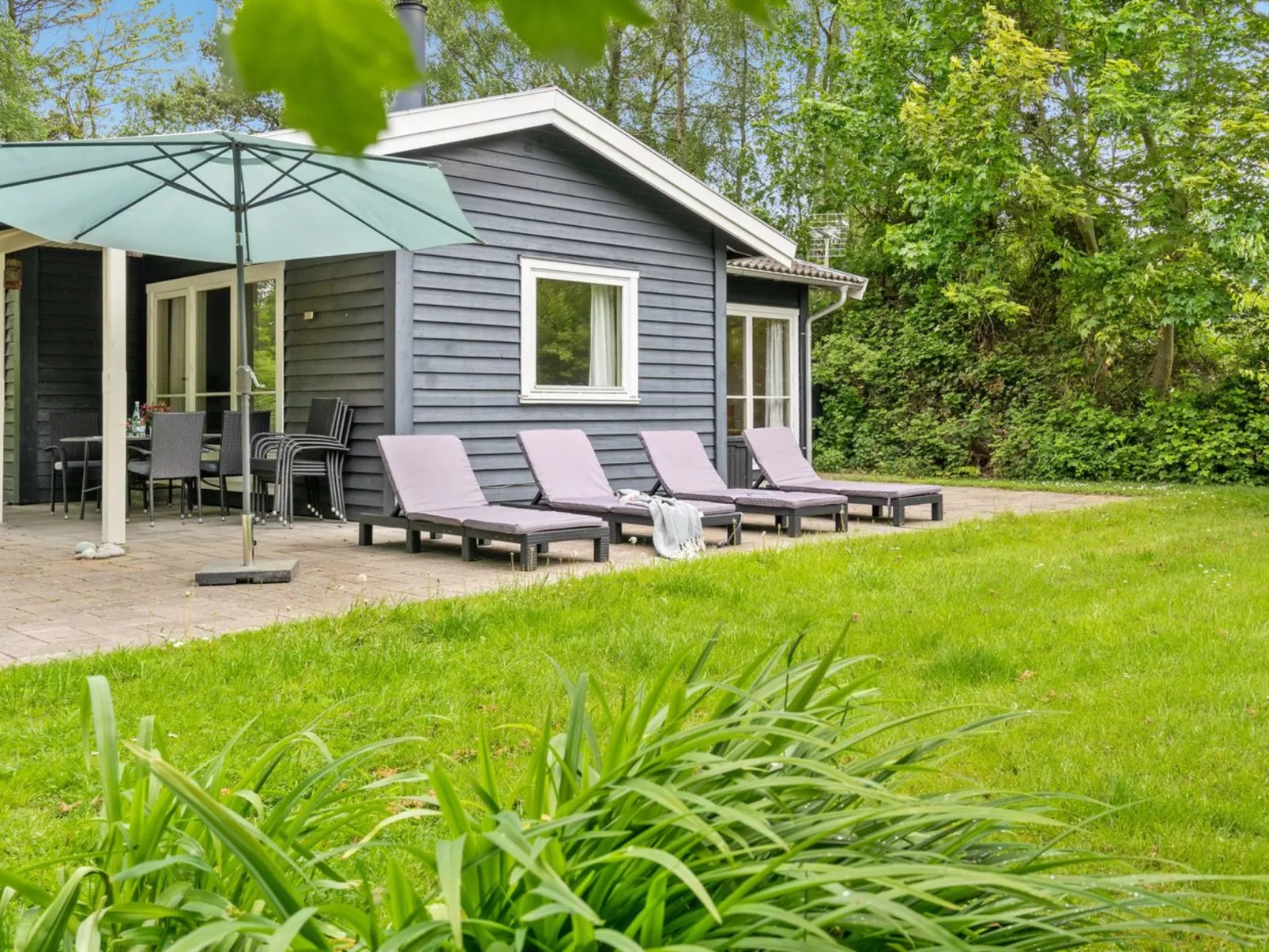 "Felisa" - 300m from the sea-Outside