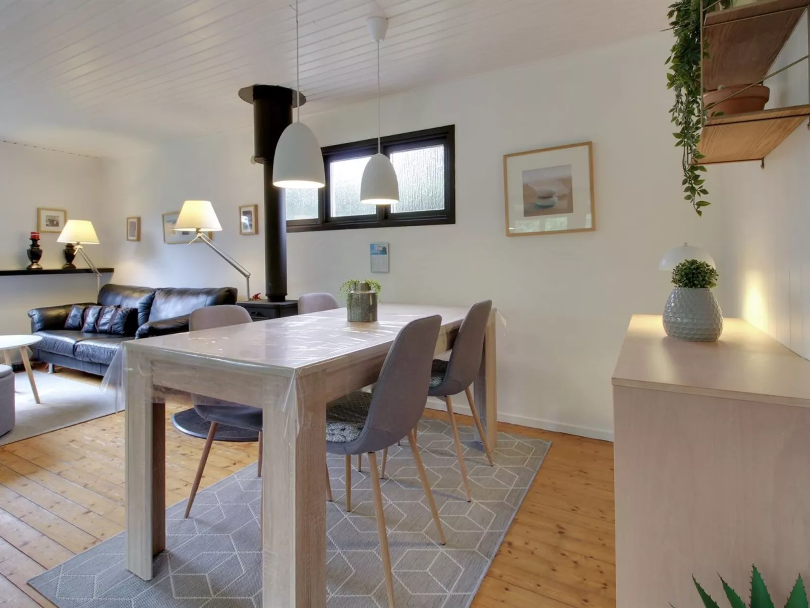 "Hannu" - 900m from the sea-Drinnen