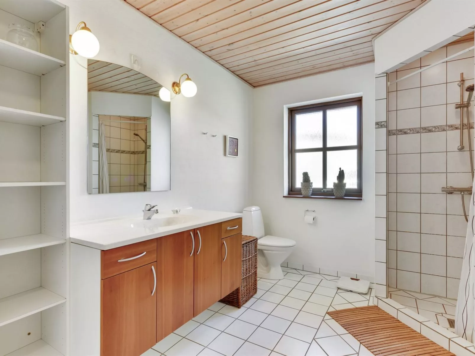 "Ottmar" -  from the sea-Dedans