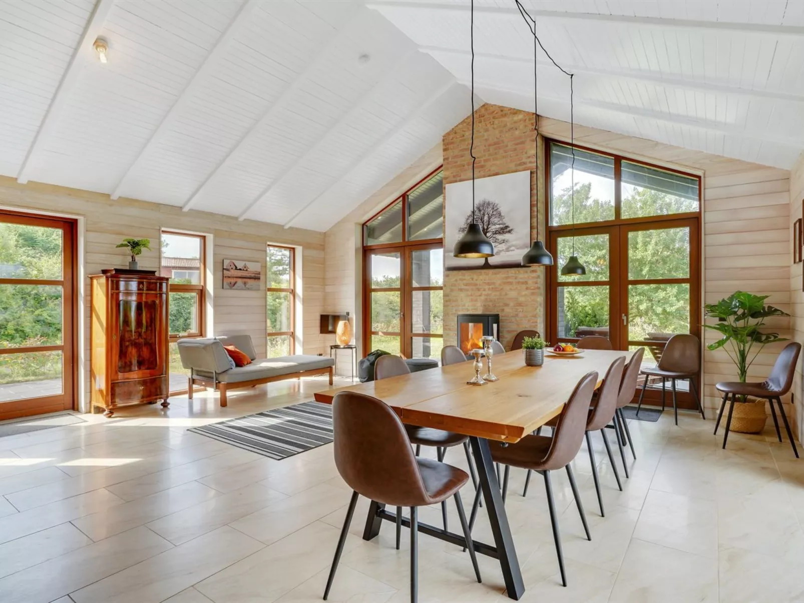 "Andri" - 600m to the fjord-Inside