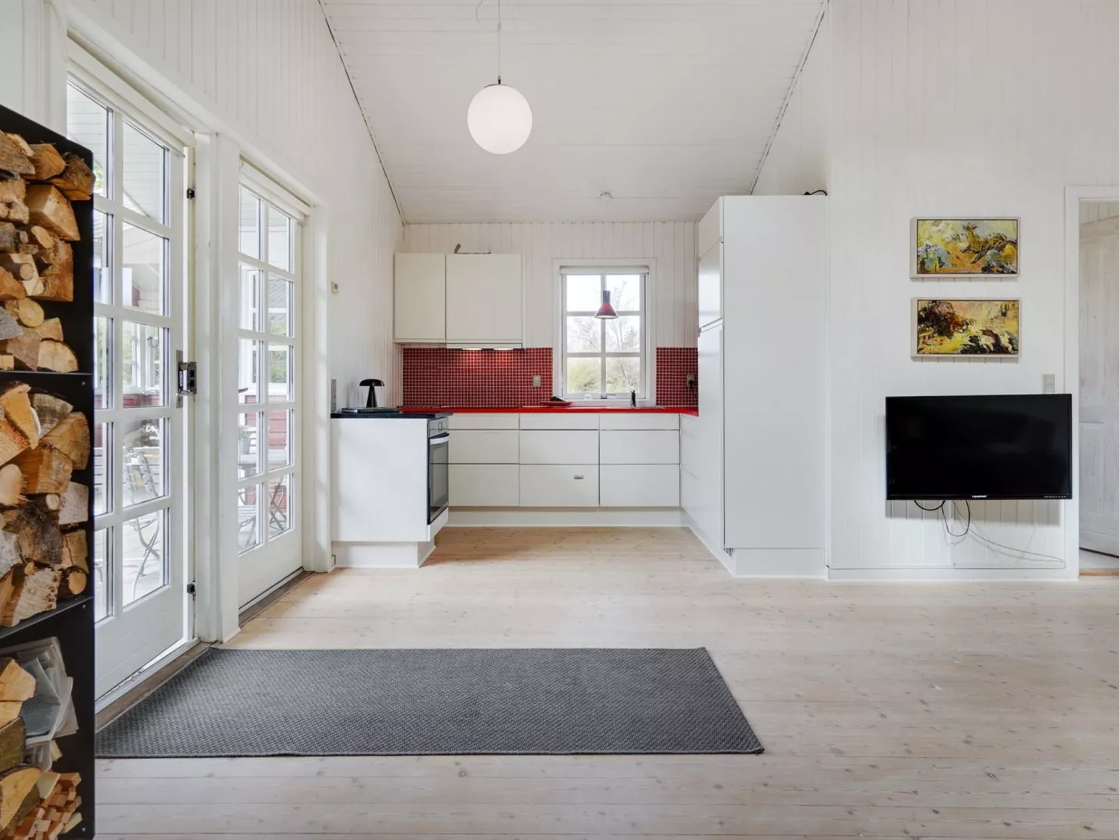 "Ansberga" - 1km from the sea-Inside