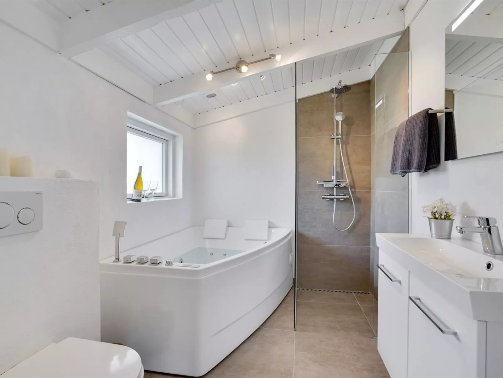 "Bia" - 250m from the sea-Drinnen