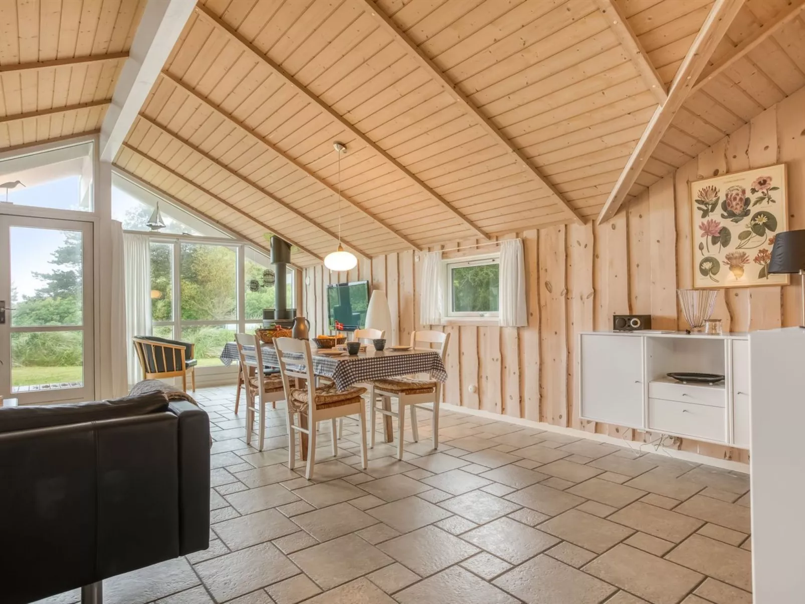 "Leya" - 1.2km from the sea-Dedans