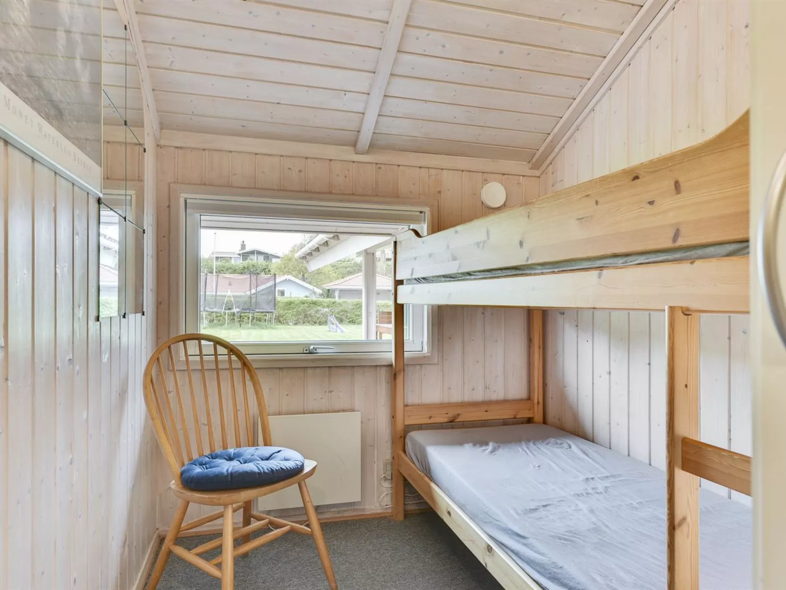 "Tore" - 200m from the sea-Drinnen