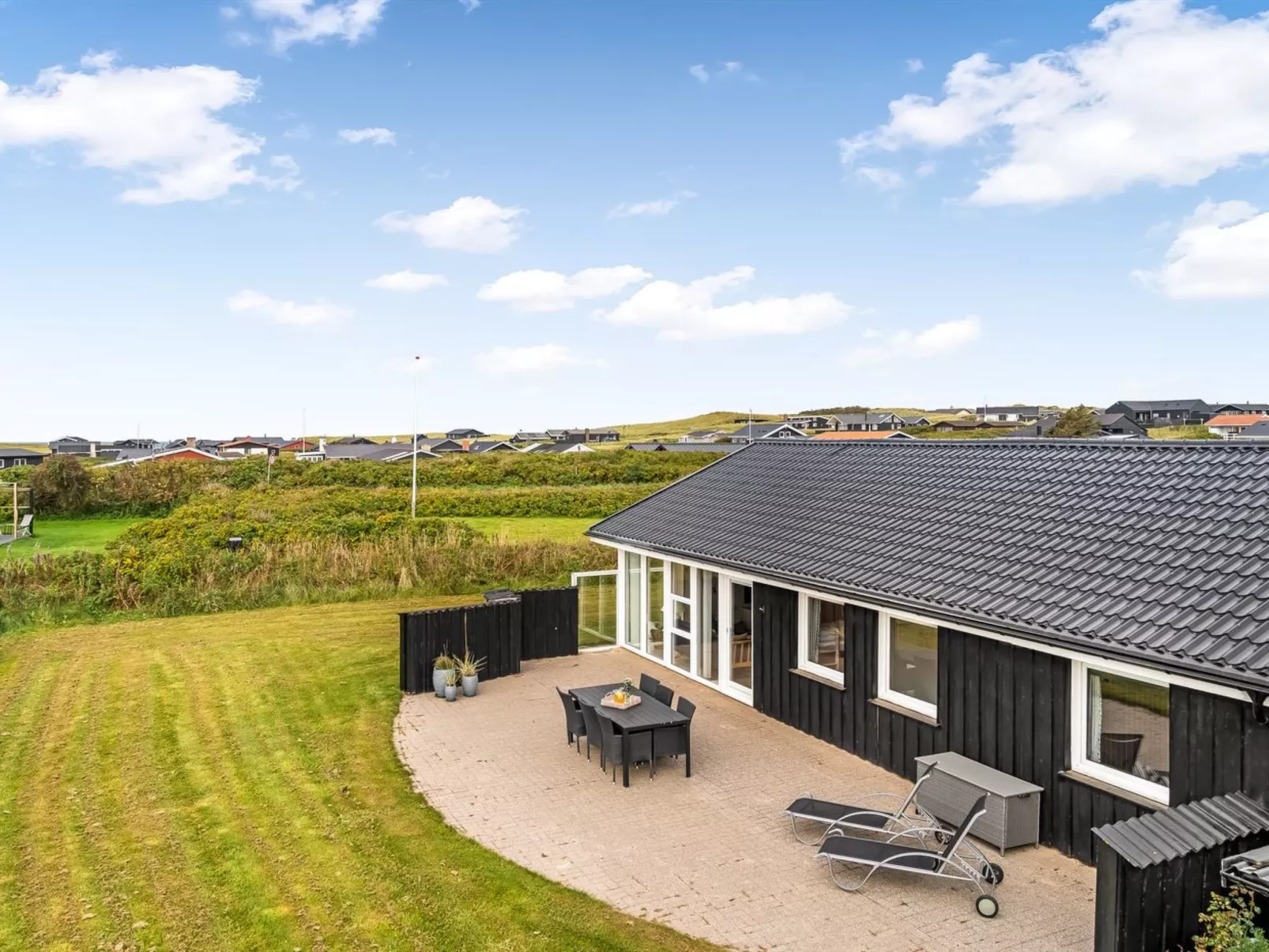 "Raadengaard" - 400m from the sea