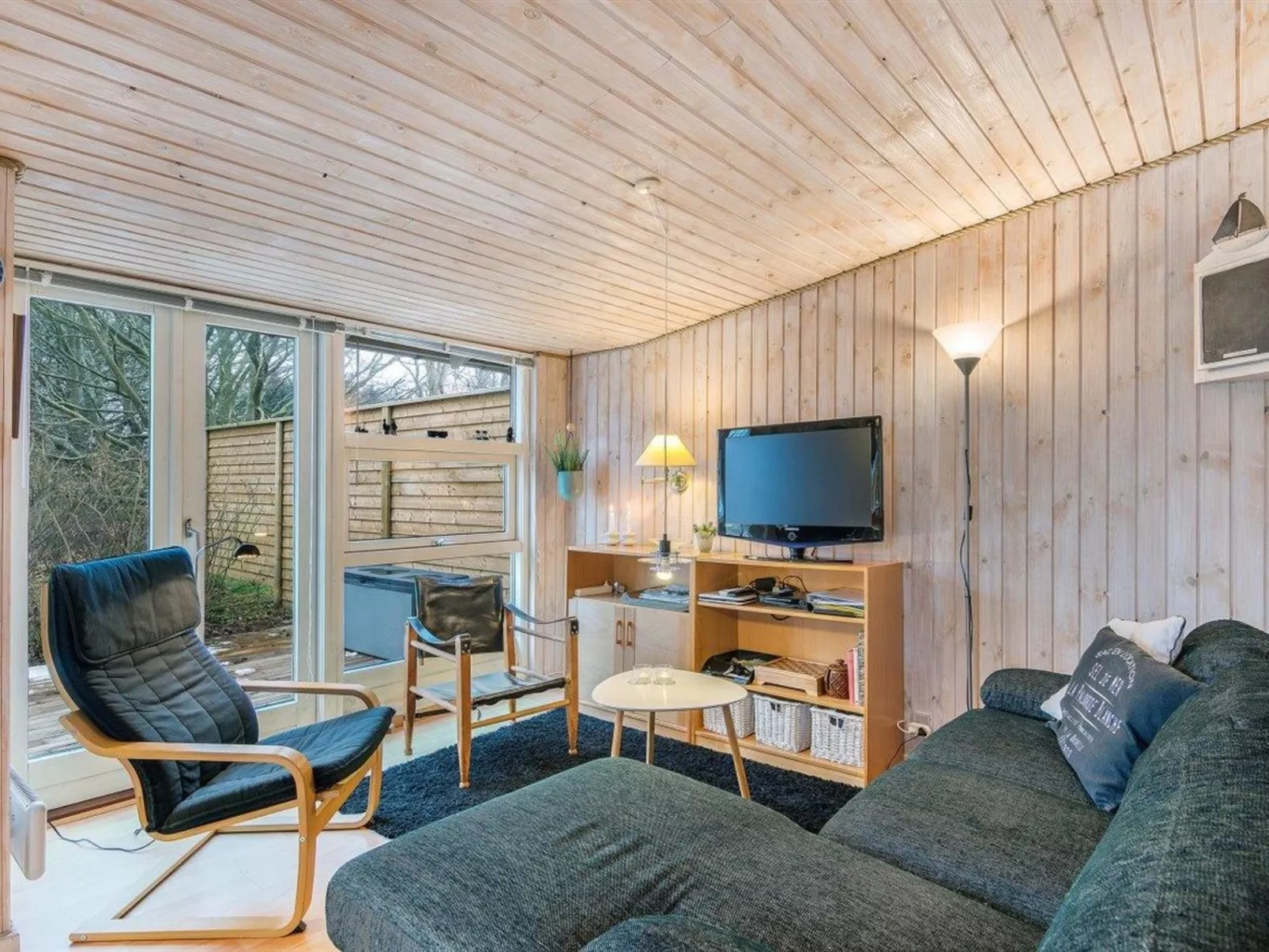 "Gonda" - 500m from the sea-Drinnen