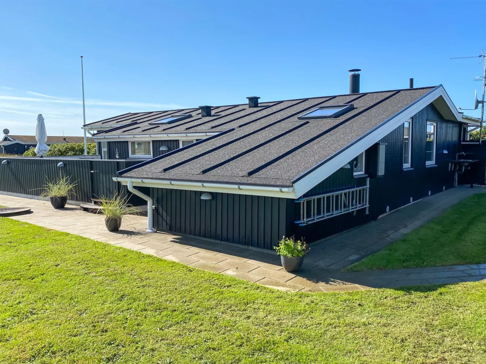 "Laurits" - 300m from the sea-Draußen