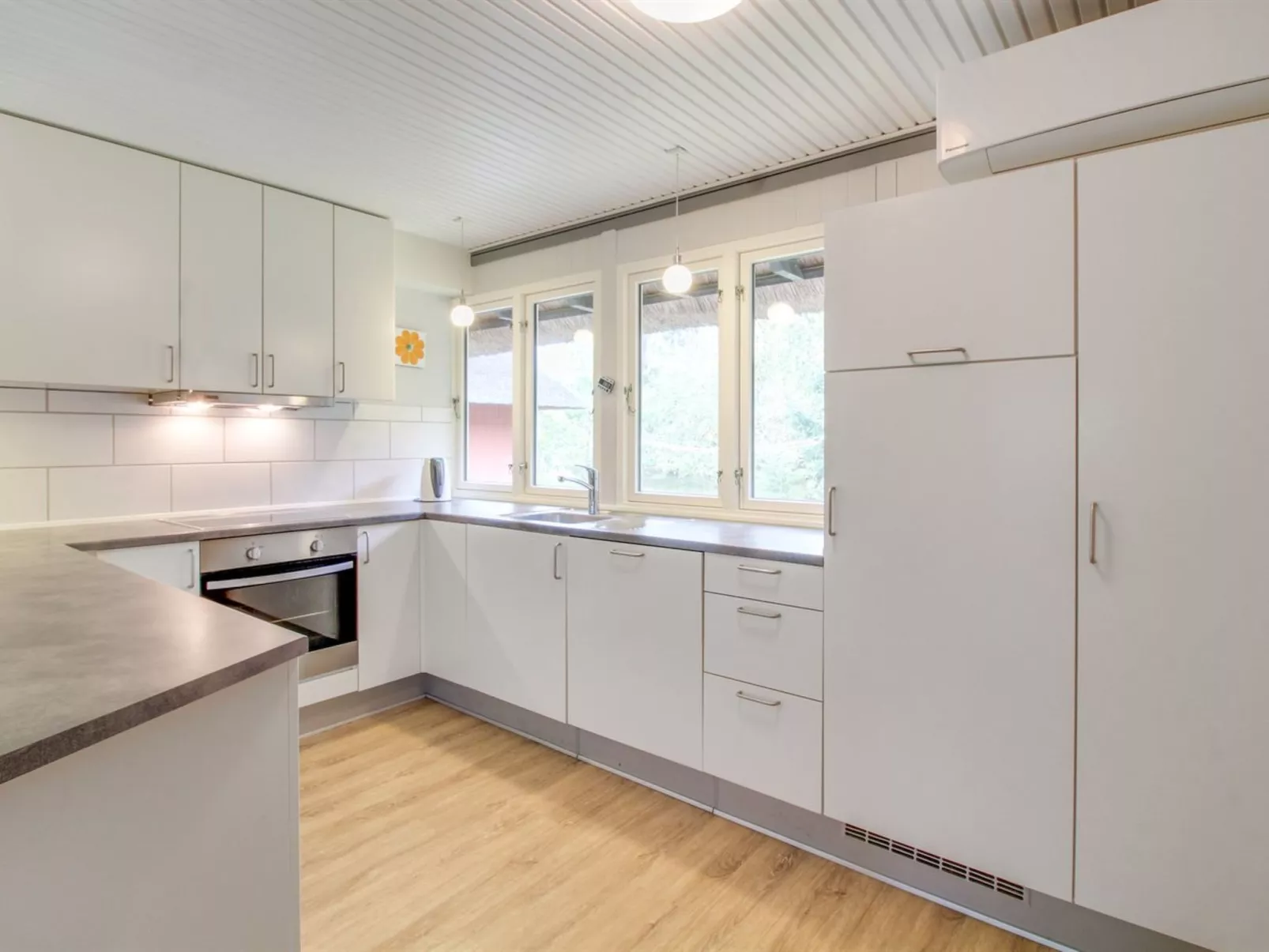 "Helline" - 900m from the sea-Inside