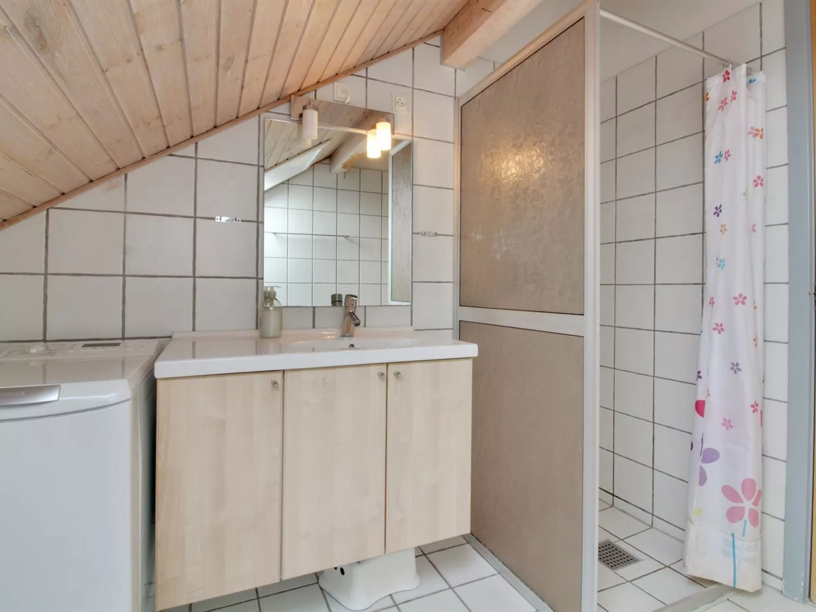 "Mildred" - 2.3km from the sea-Drinnen