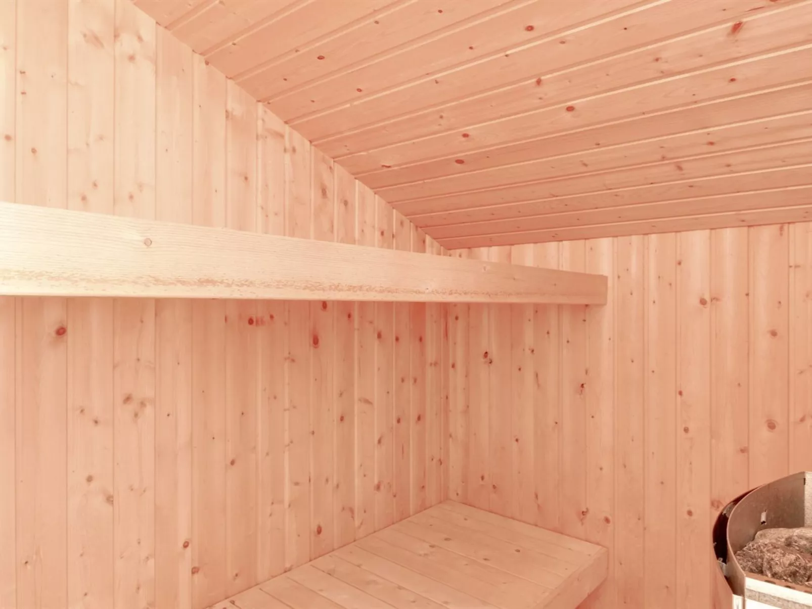 "Avni" - 200m from the sea-Drinnen