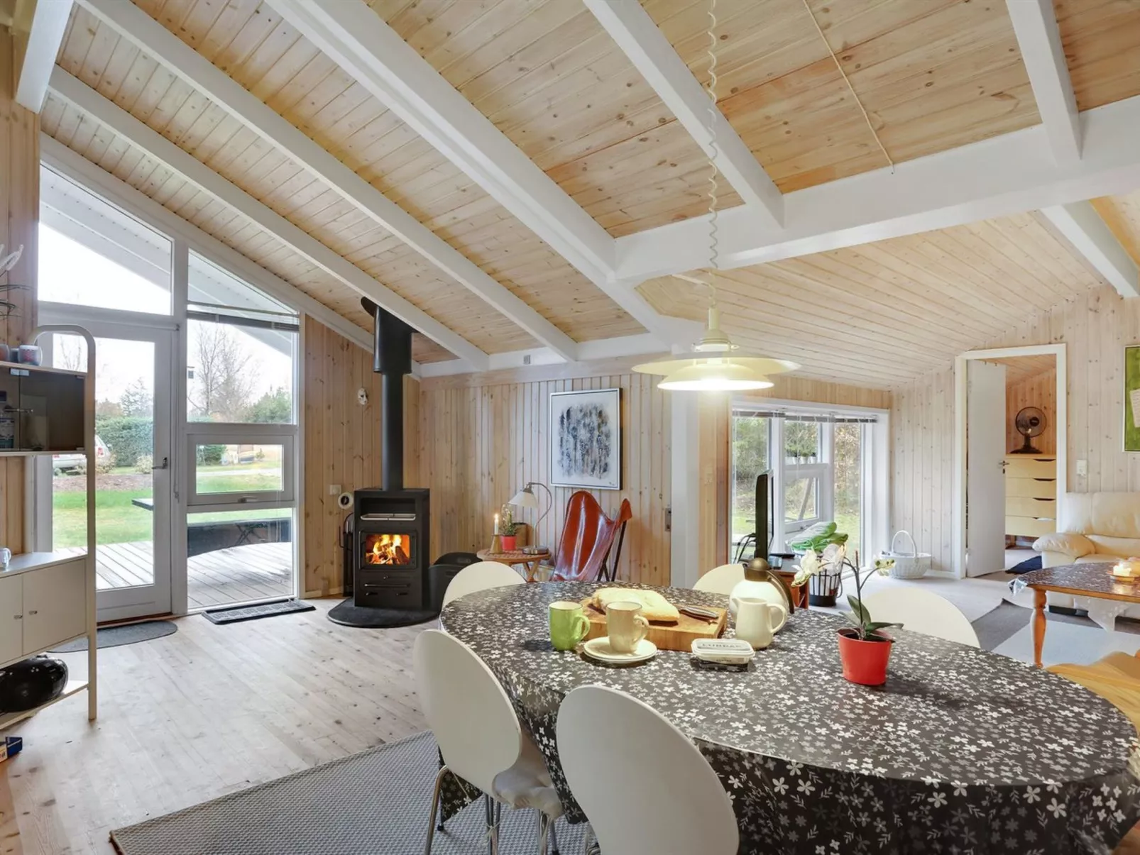 "Arwed" -  from the sea-Inside