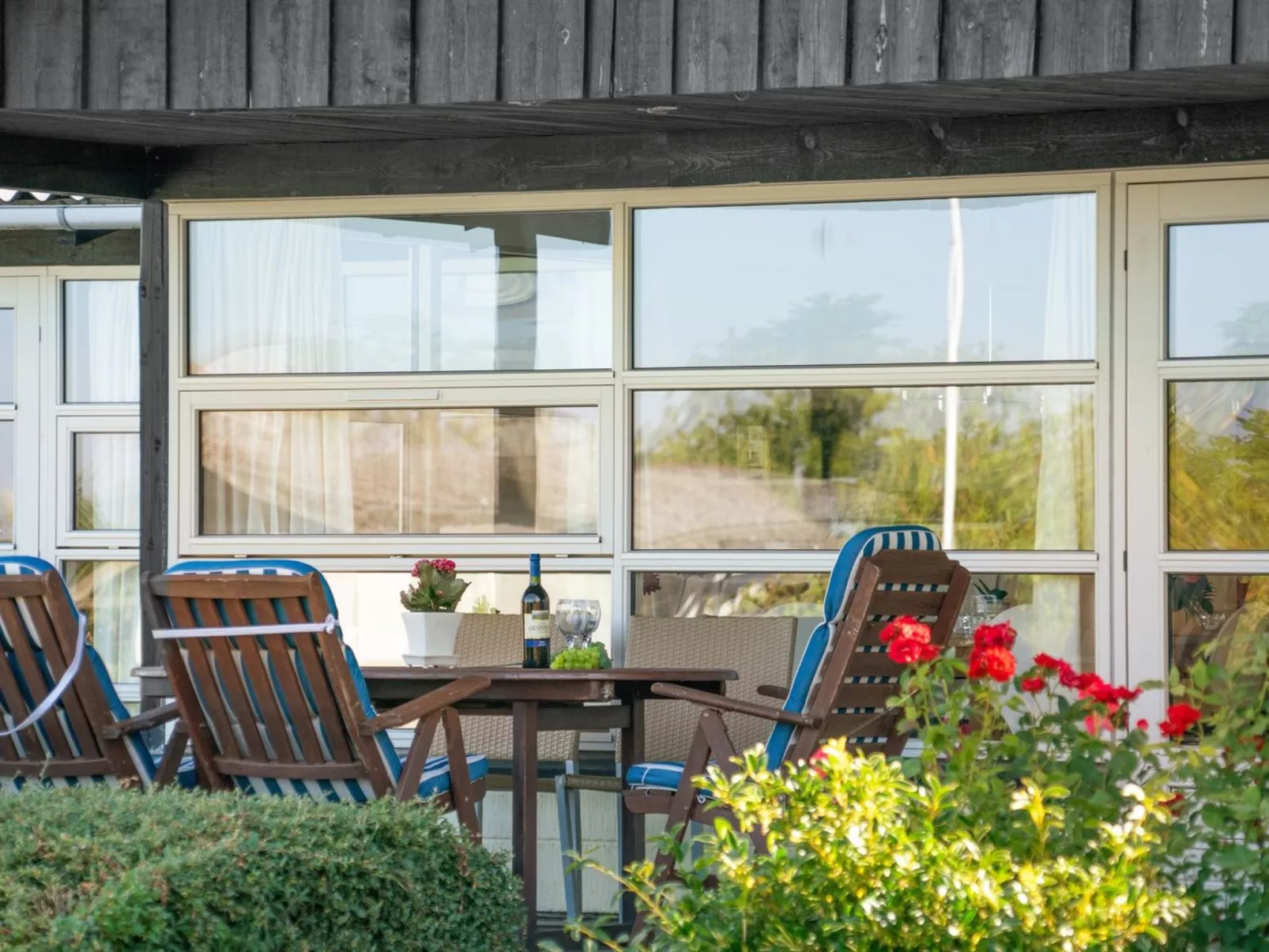 "Evald" - 200m from the sea-Outside