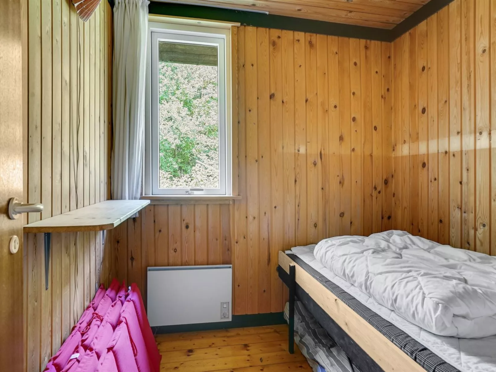 "Lennert" - 100m to the fjord-Dedans