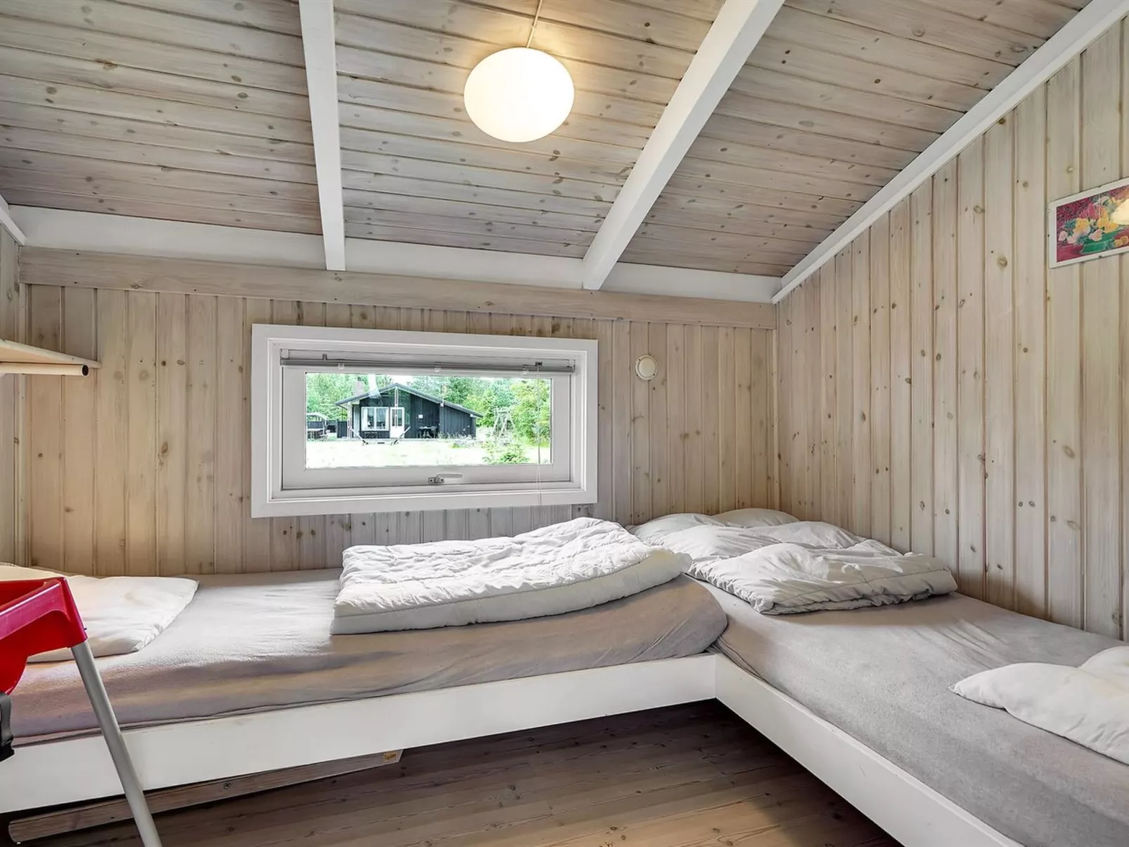 "Gjorgjija" -  from the sea-Dedans