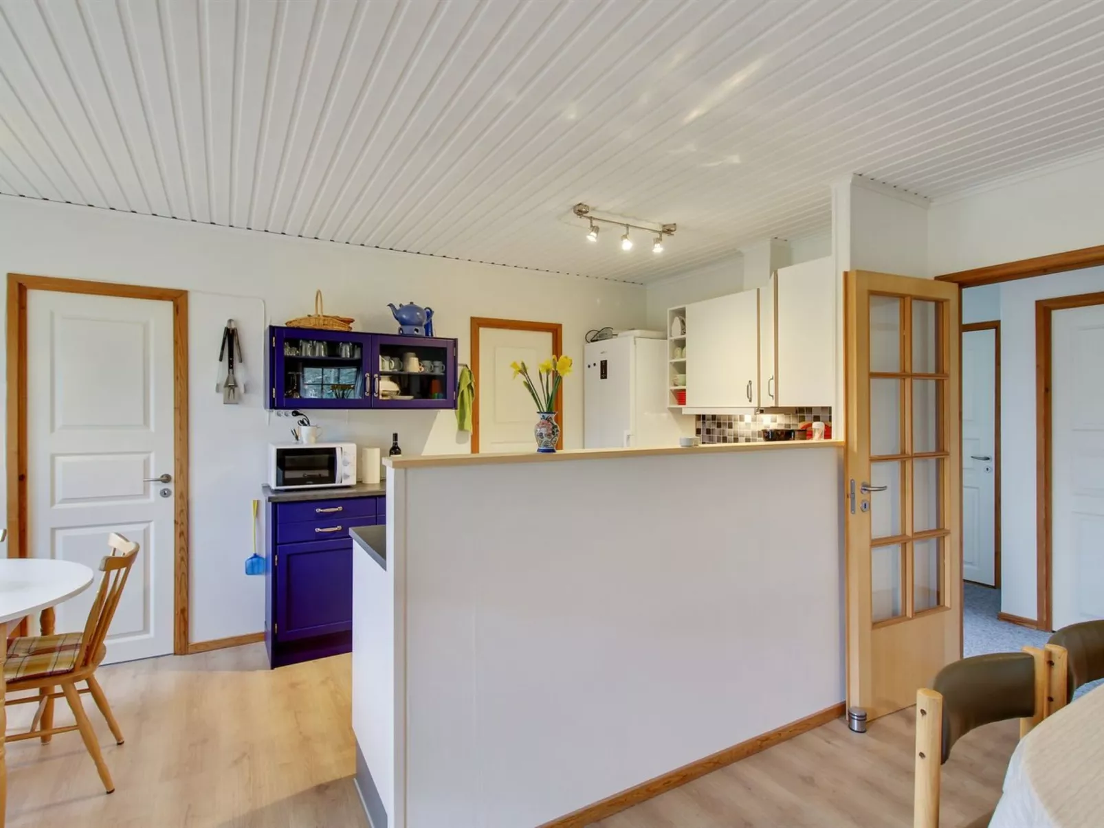 "Botilde" - 1km from the sea-Inside