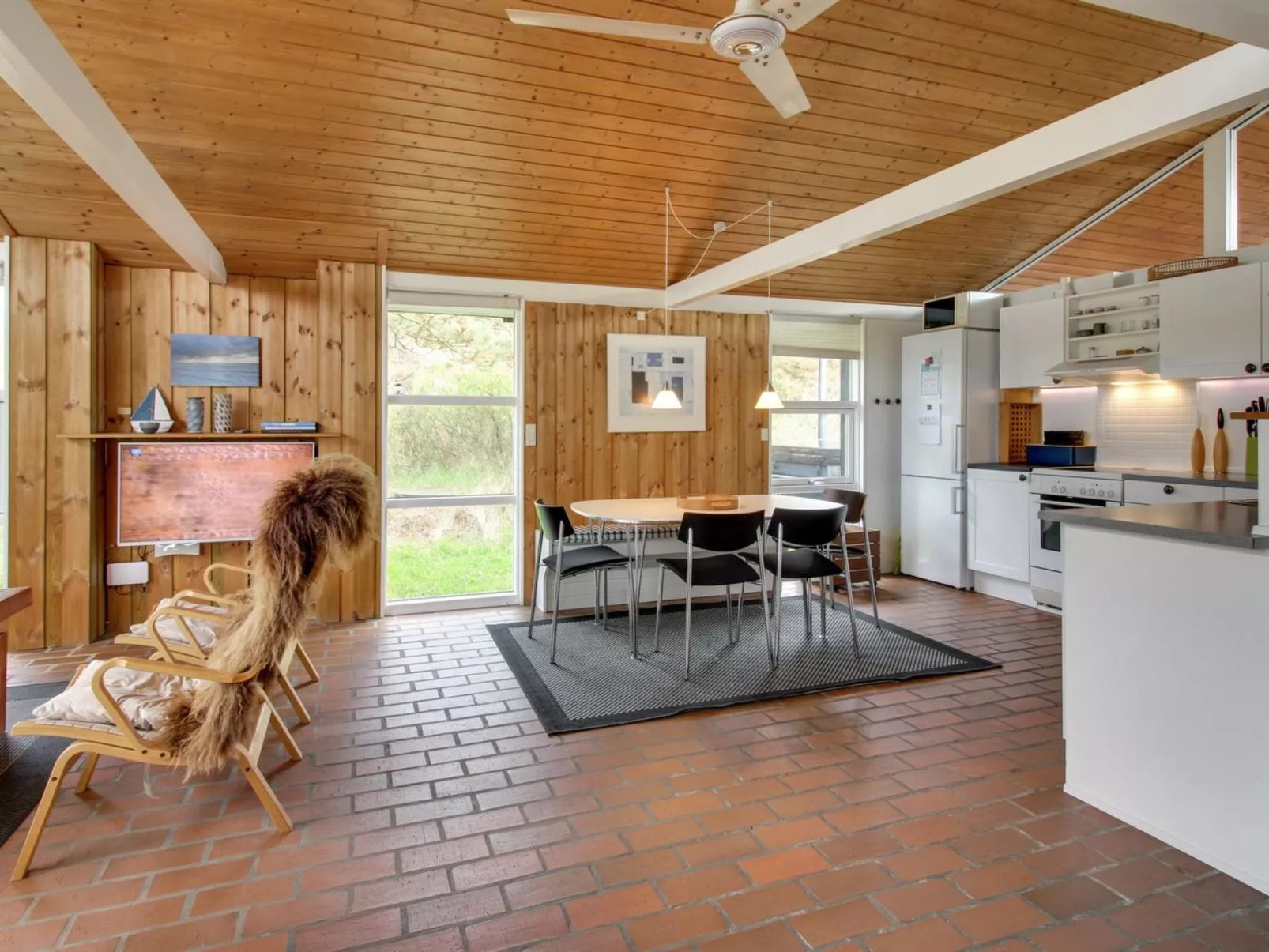 "Alin" - 600m from the sea-Drinnen