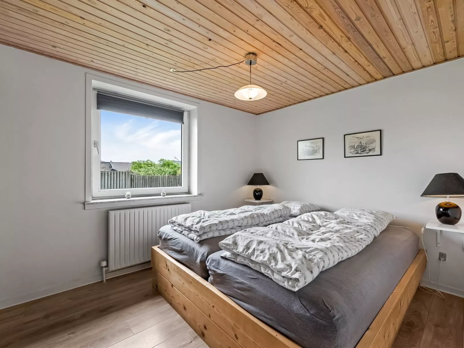 "Agne" - 400m from the sea-Drinnen