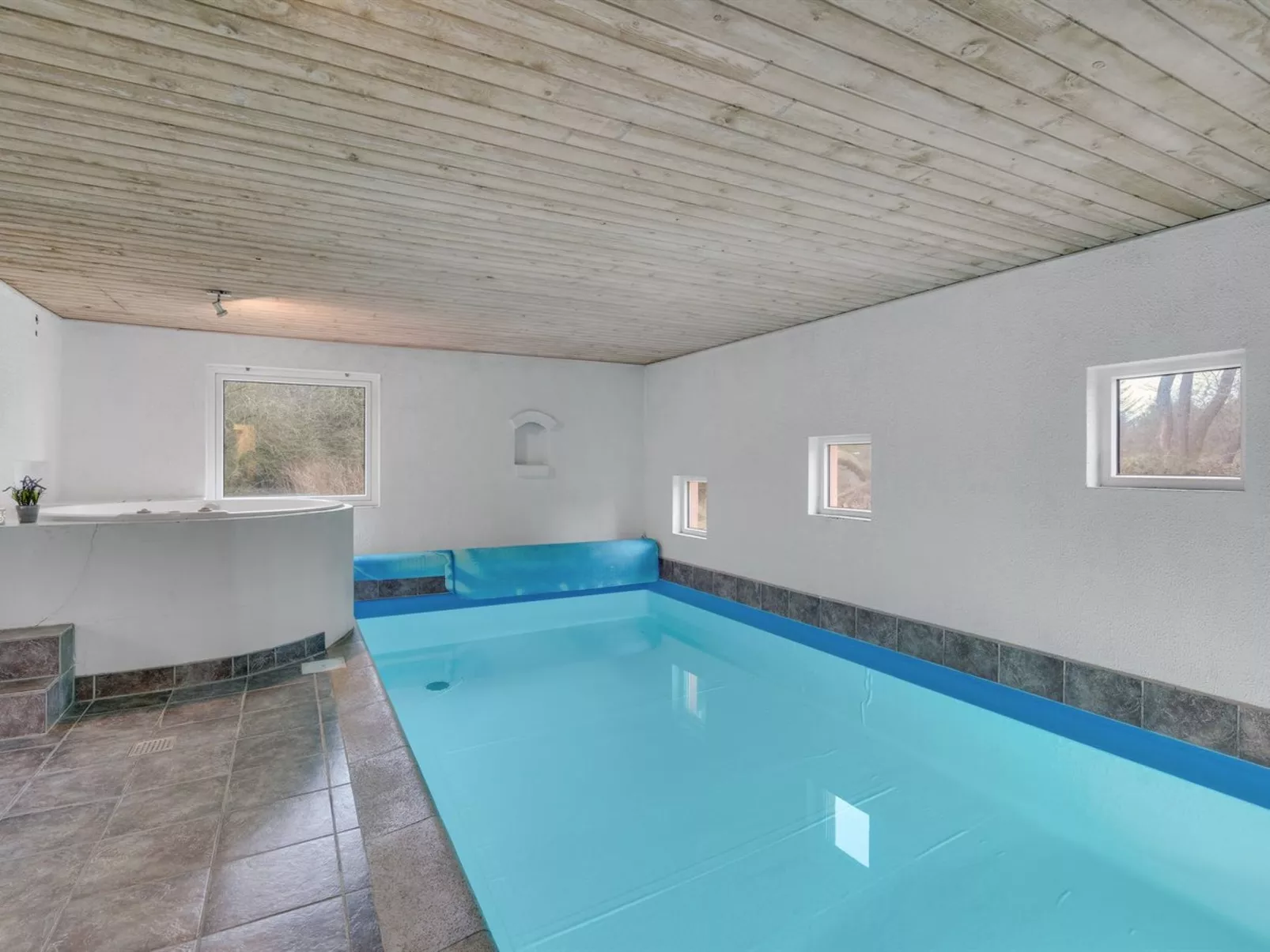 "Vicktoria" - 500m to the fjord-Draußen