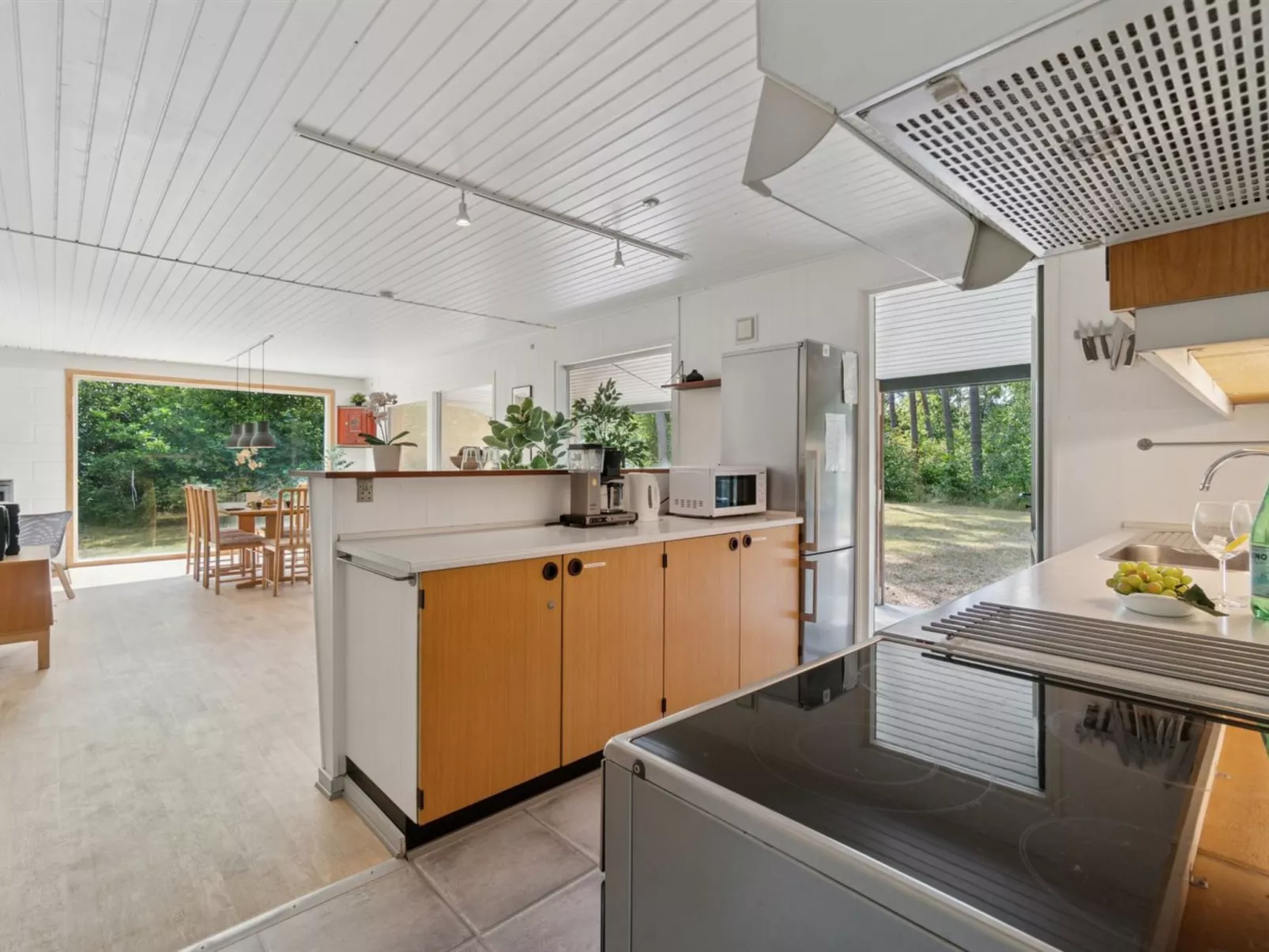 "Henri" - 800m from the sea-Dedans