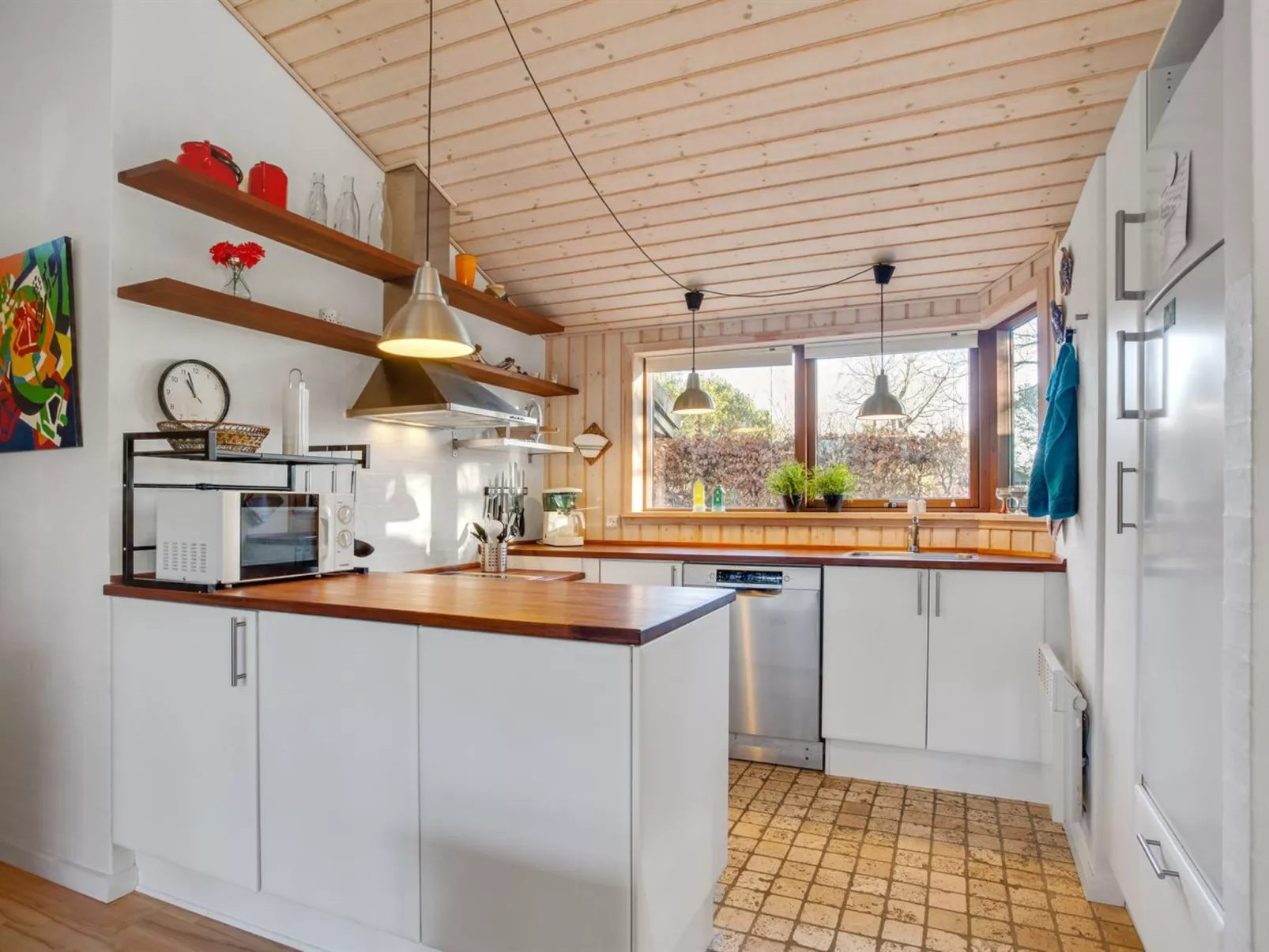 "Østmar" - 1.2km from the sea-Inside