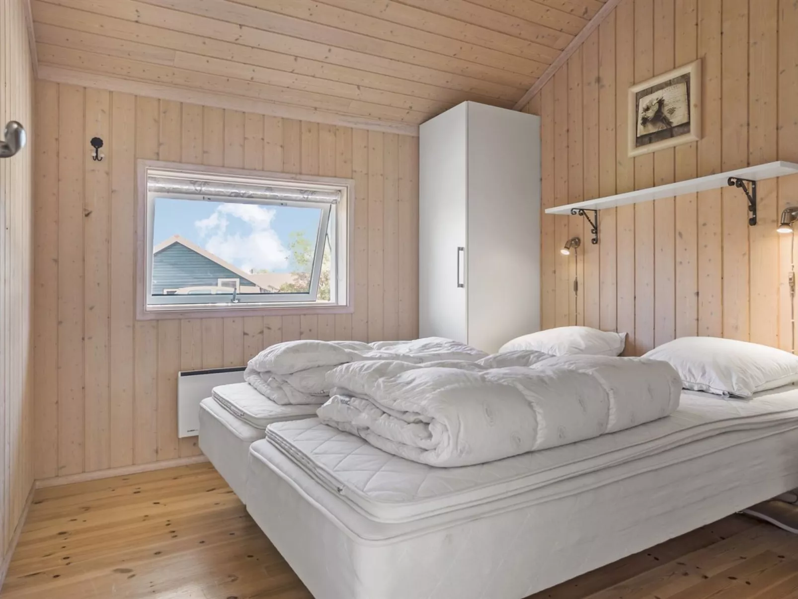 "Godtfrede" - 950m from the sea-Inside