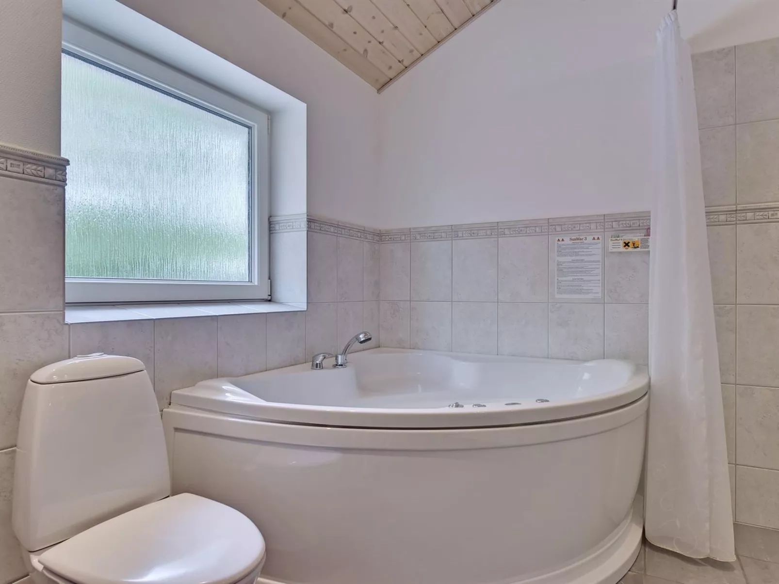 "Gundel" - 400m from the sea-Dedans