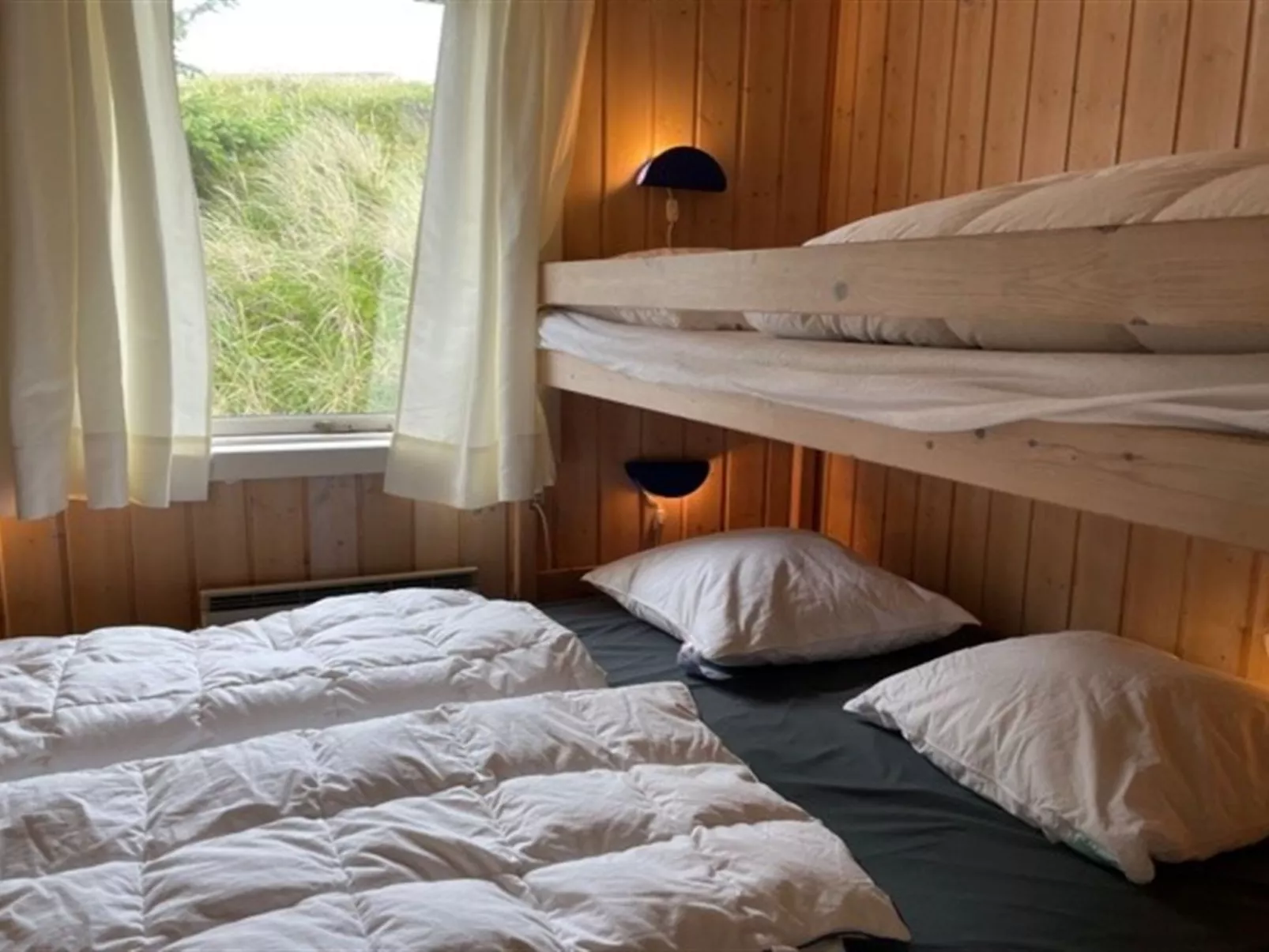 "Elmeri" -  from the sea-Inside