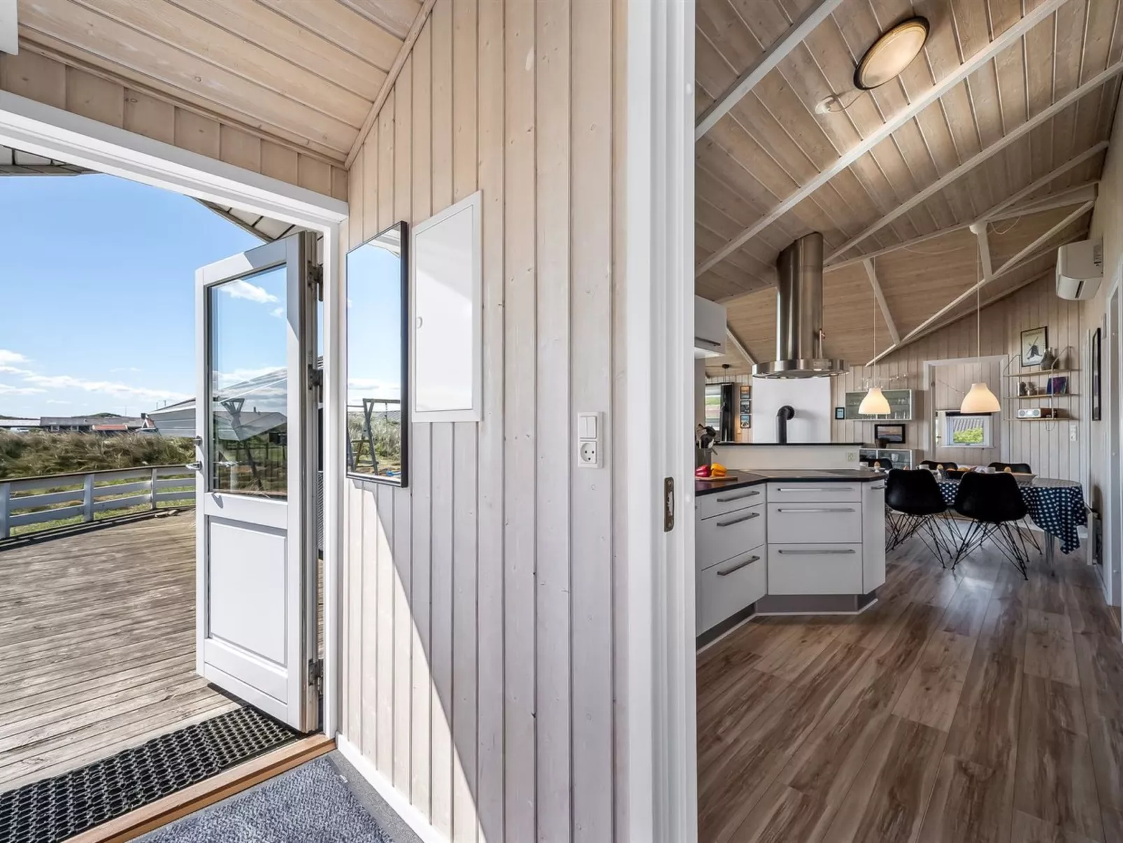 "Sylta" -  from the sea-Inside