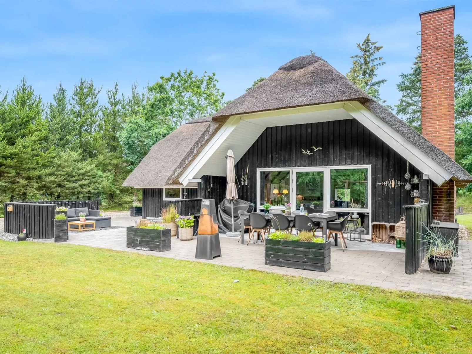 "Arttu" - 2.4km from the sea-Outside