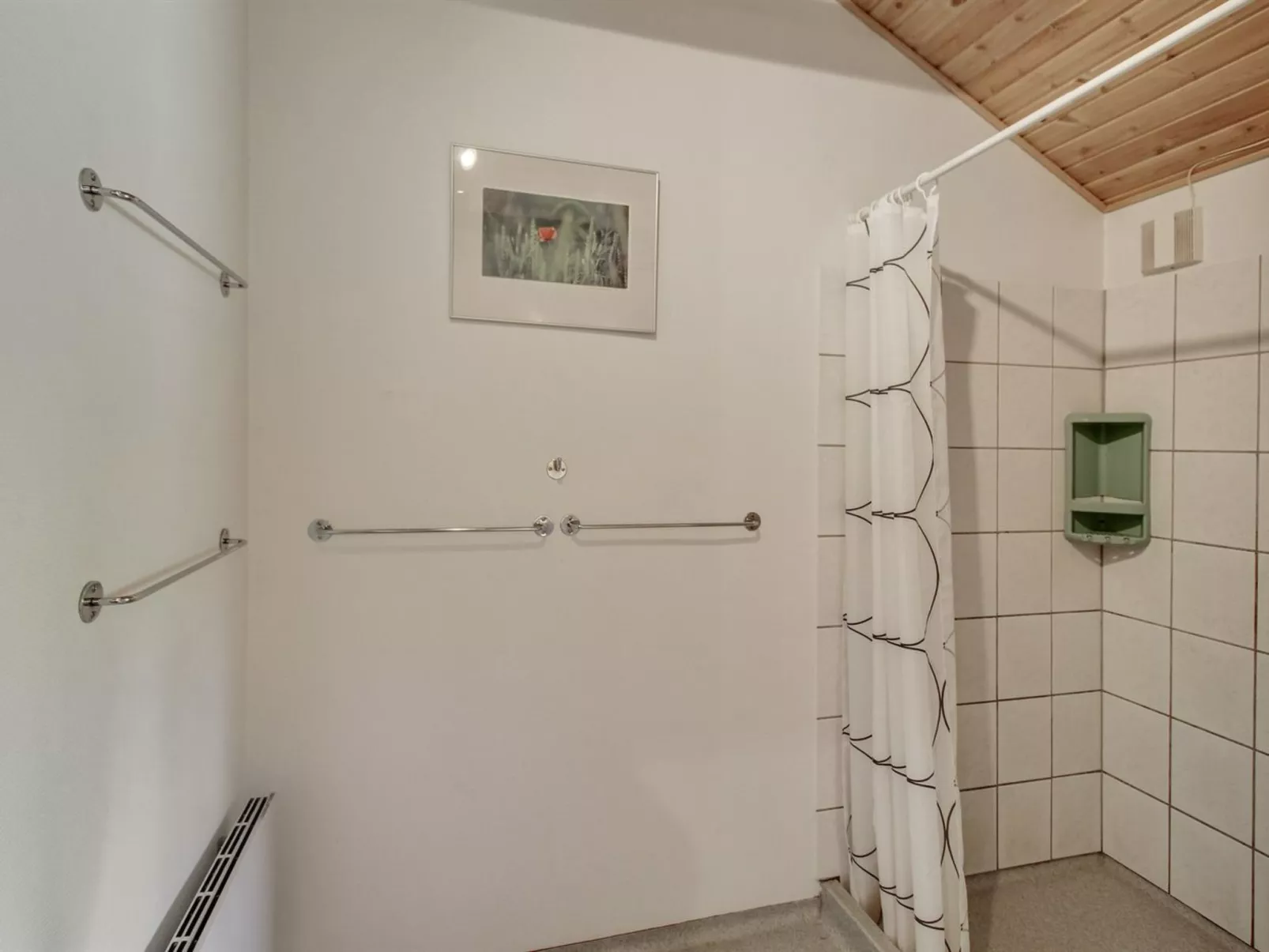 "Ahti" - 900m from the sea-Inside