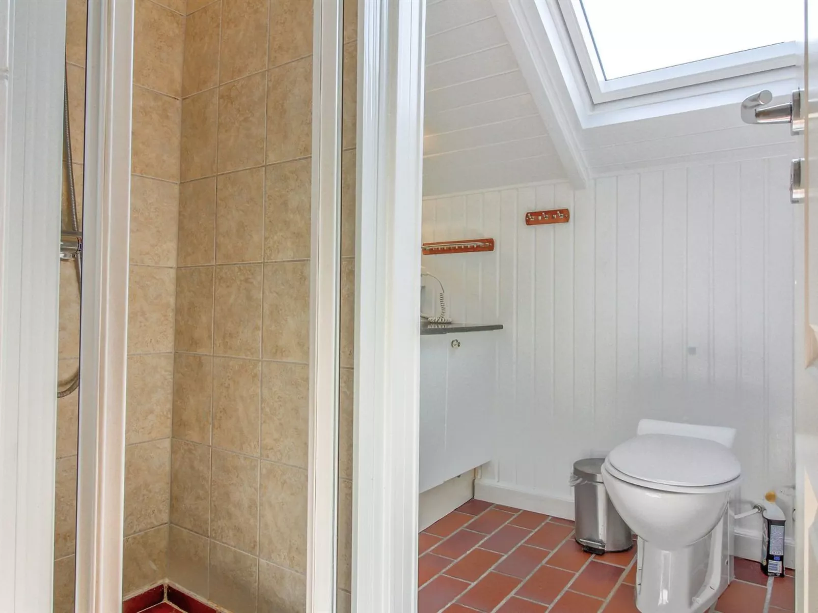 "Gretta" - 400m from the sea-Dedans