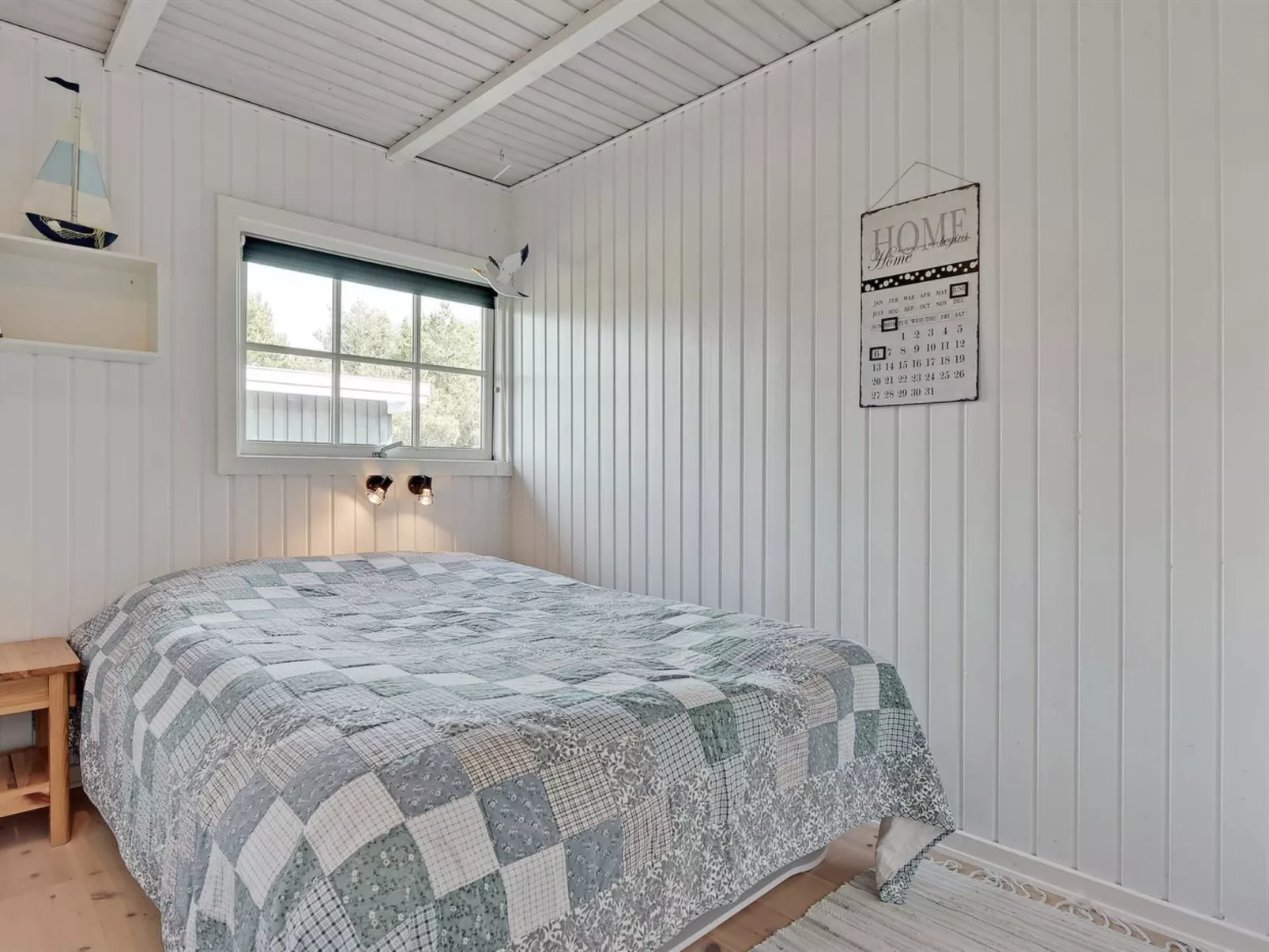 "Dines" - 1km from the sea-Inside