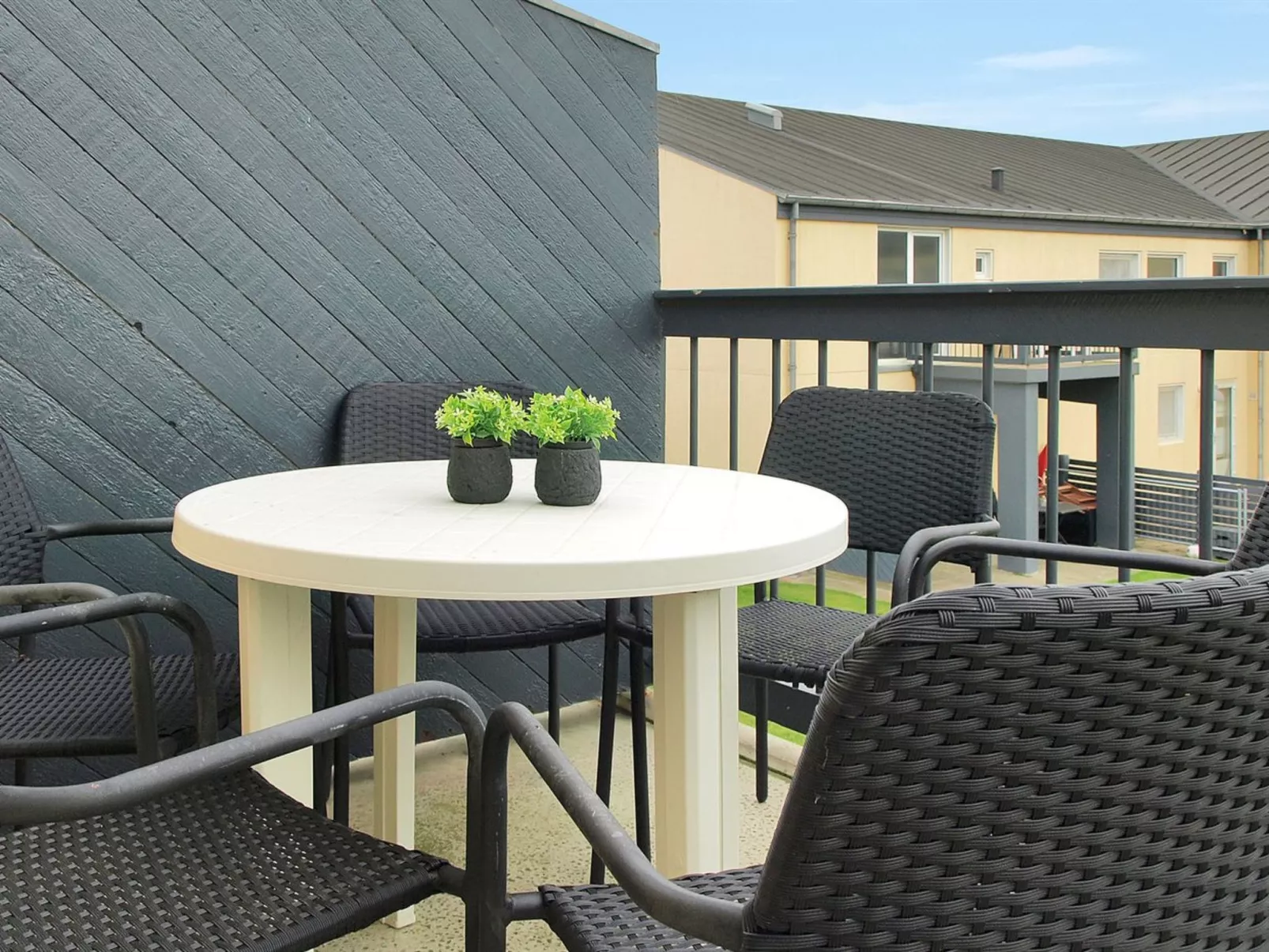 "Cariba" - 150m from the sea-Outside