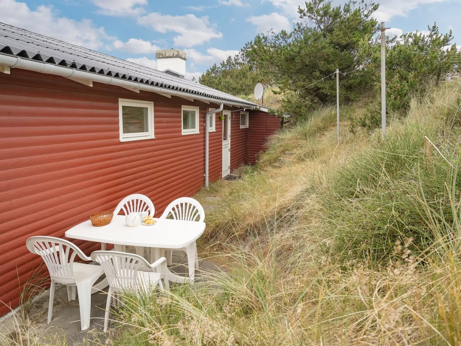 "Taimi" - 200m from the sea-Outside