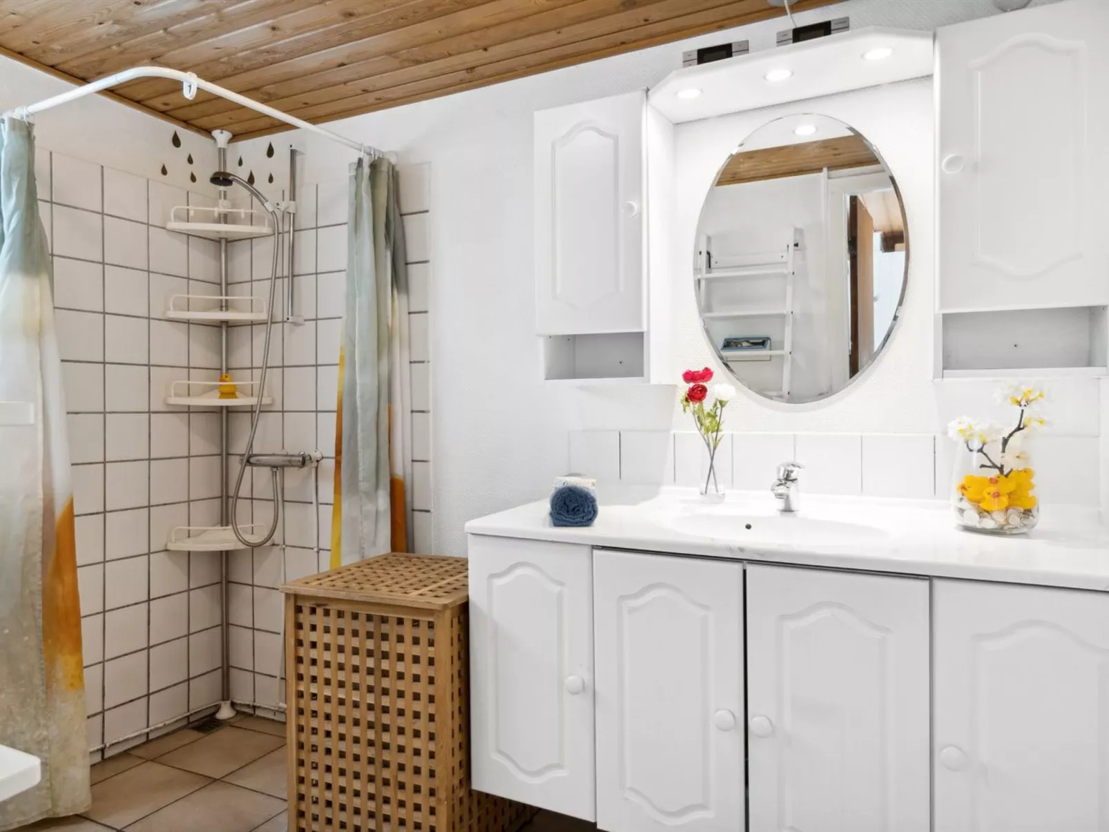 "Annamie" - 650m from the sea-Drinnen