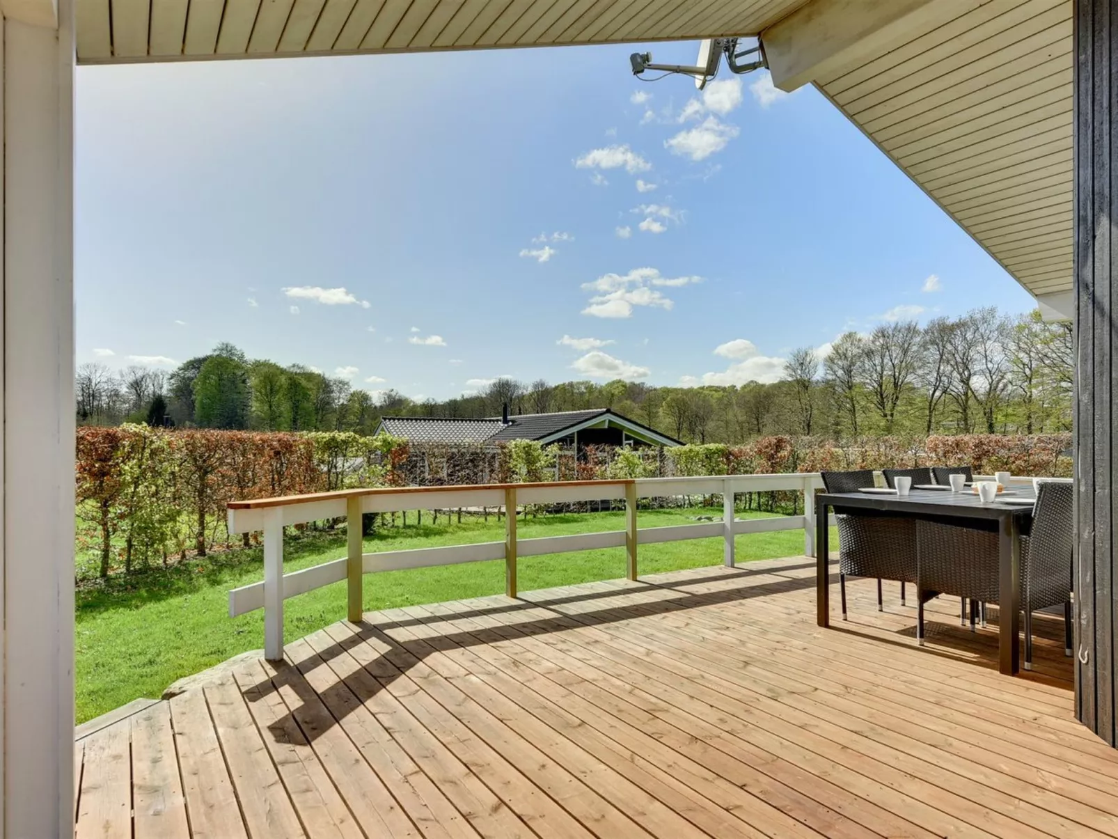 "Enja" - 150m from the sea-Draußen