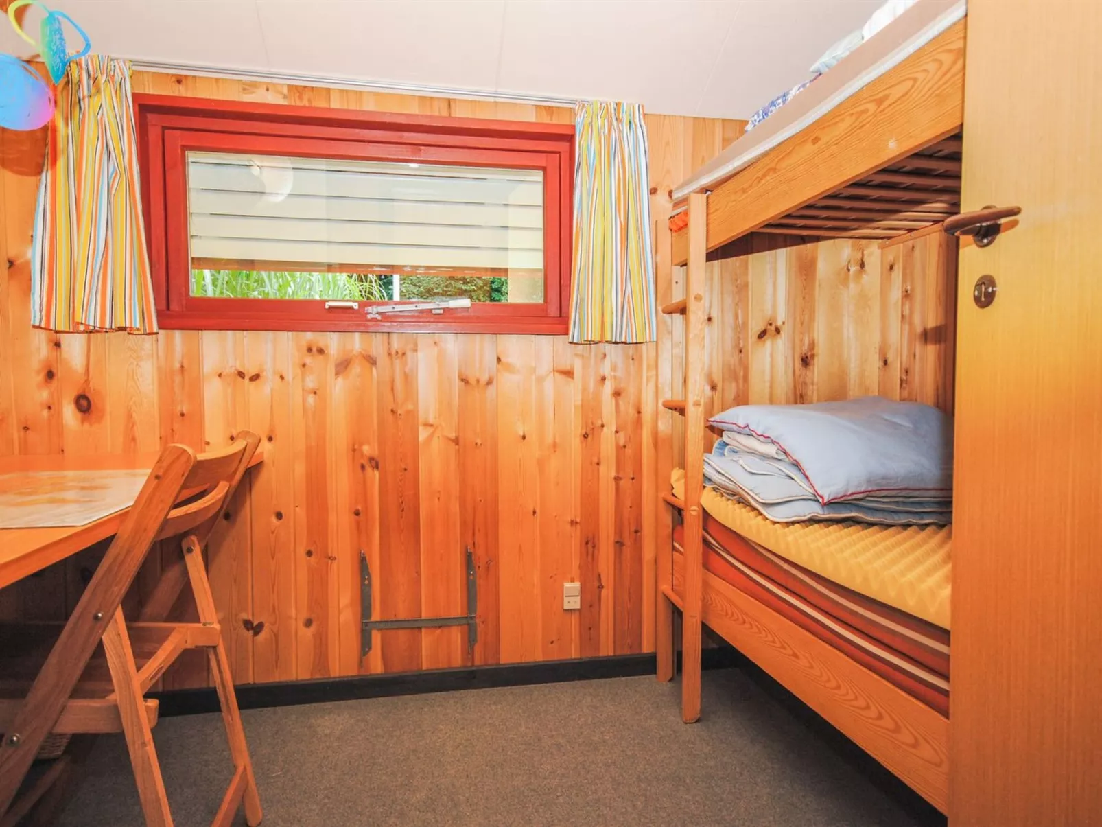 "Naema" - 600m to the fjord-Inside