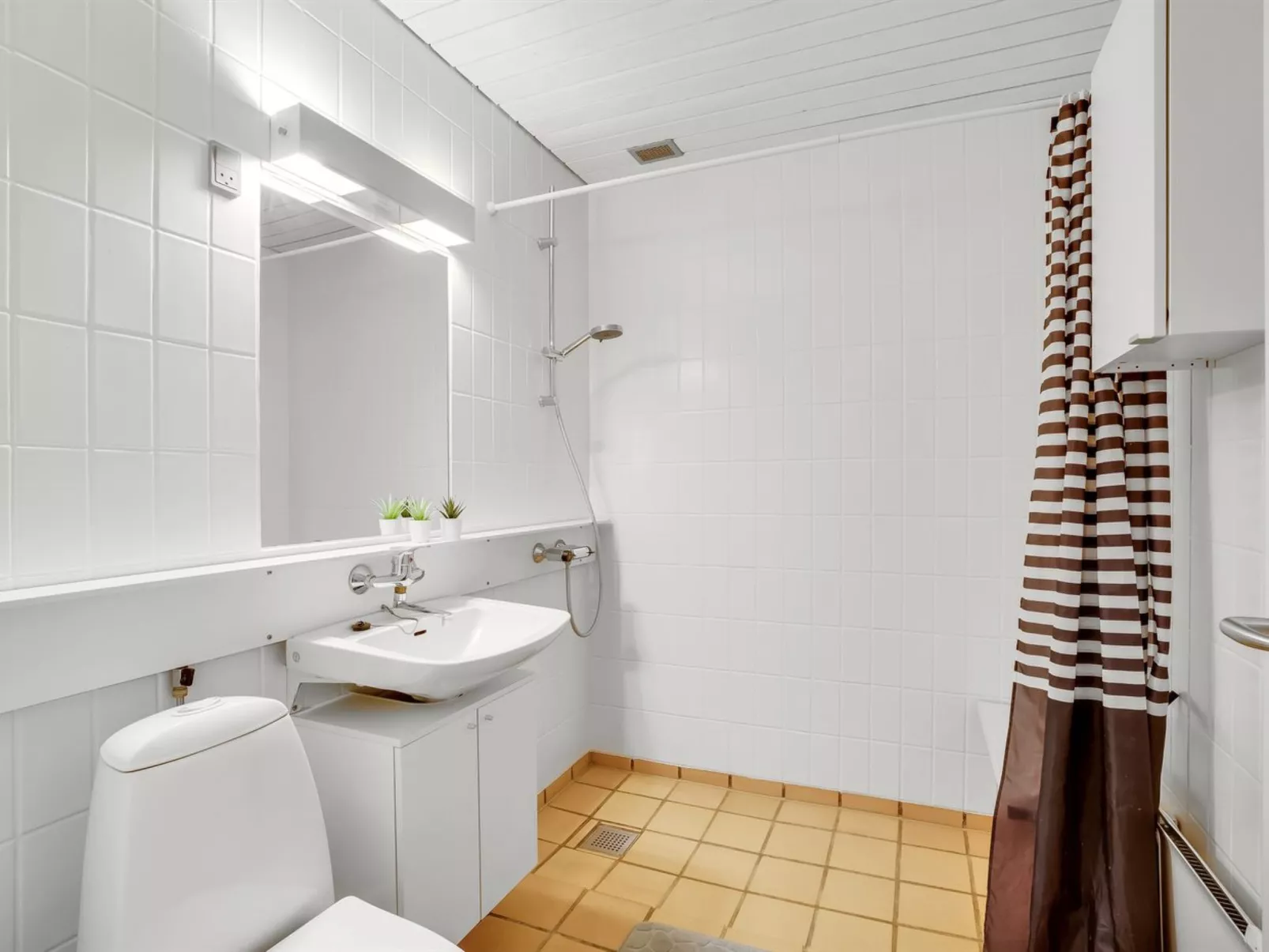 "Torsten" - 30m from the sea-Dedans