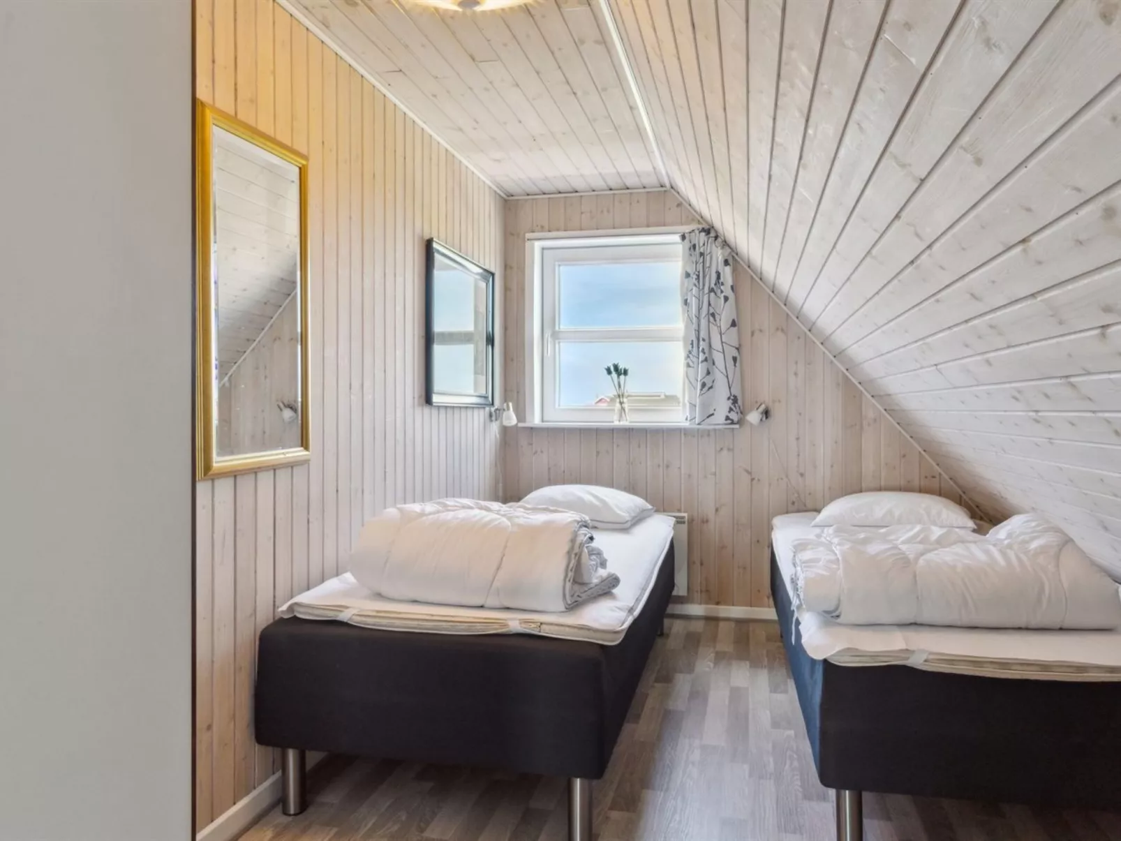 "Andor" - 500m from the sea-Drinnen